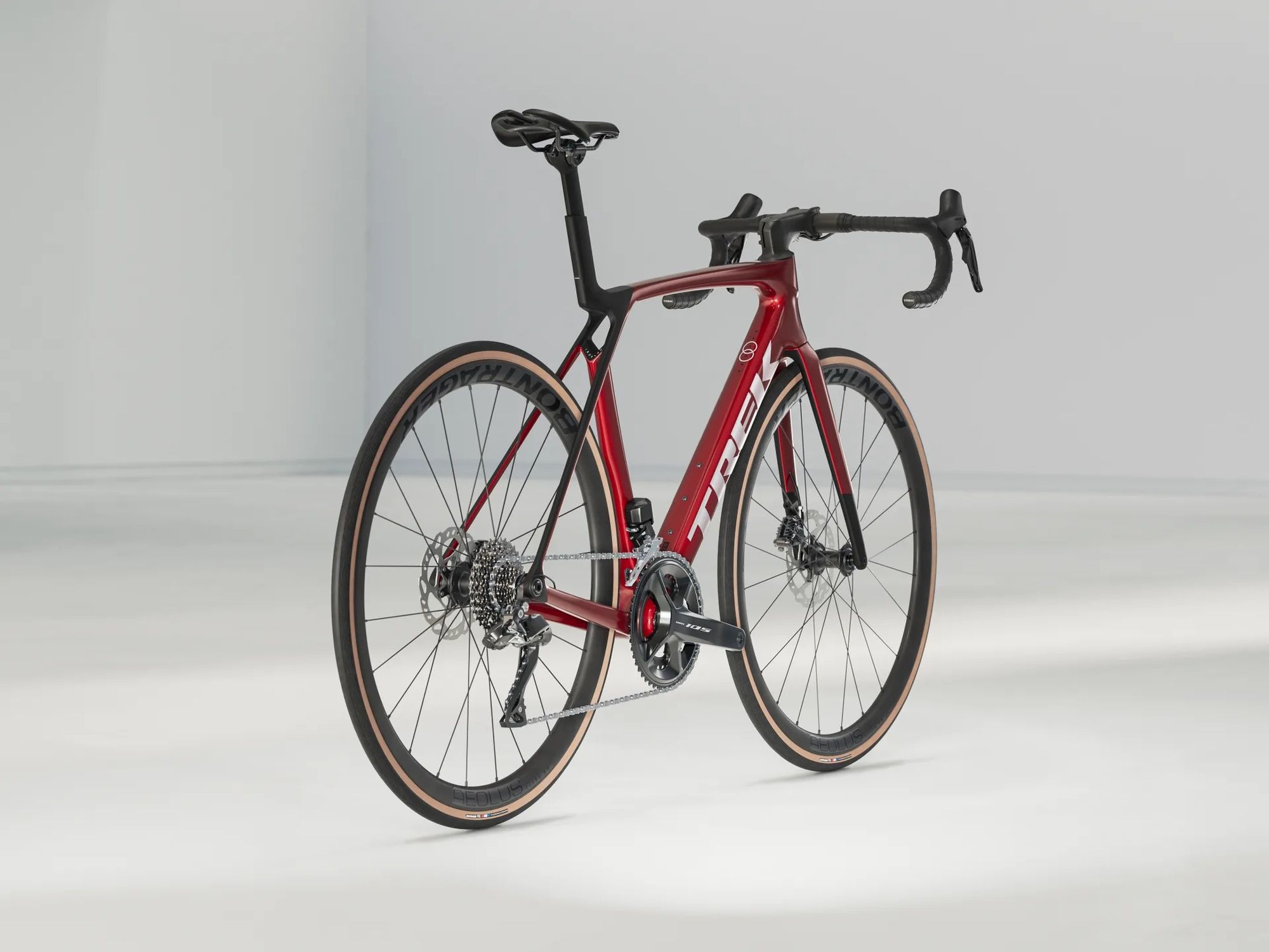 Trek Madone SL 6 Gen 8 Road Bike | Sigma Sports