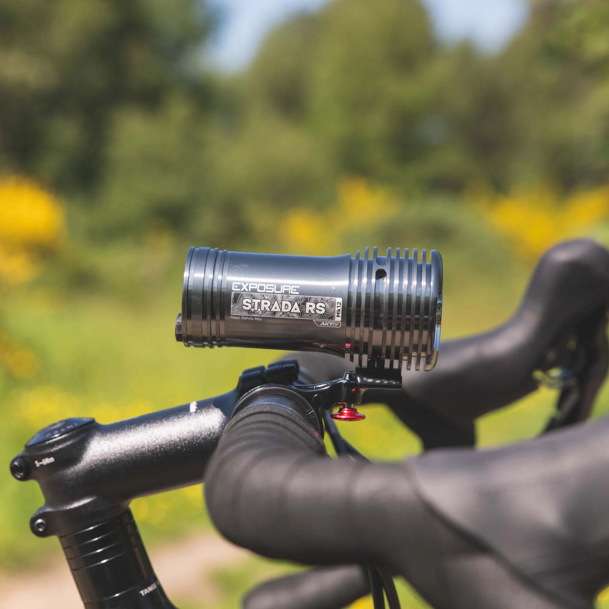 Strada Mk12 Road Sport AKTIV Technology Front Light