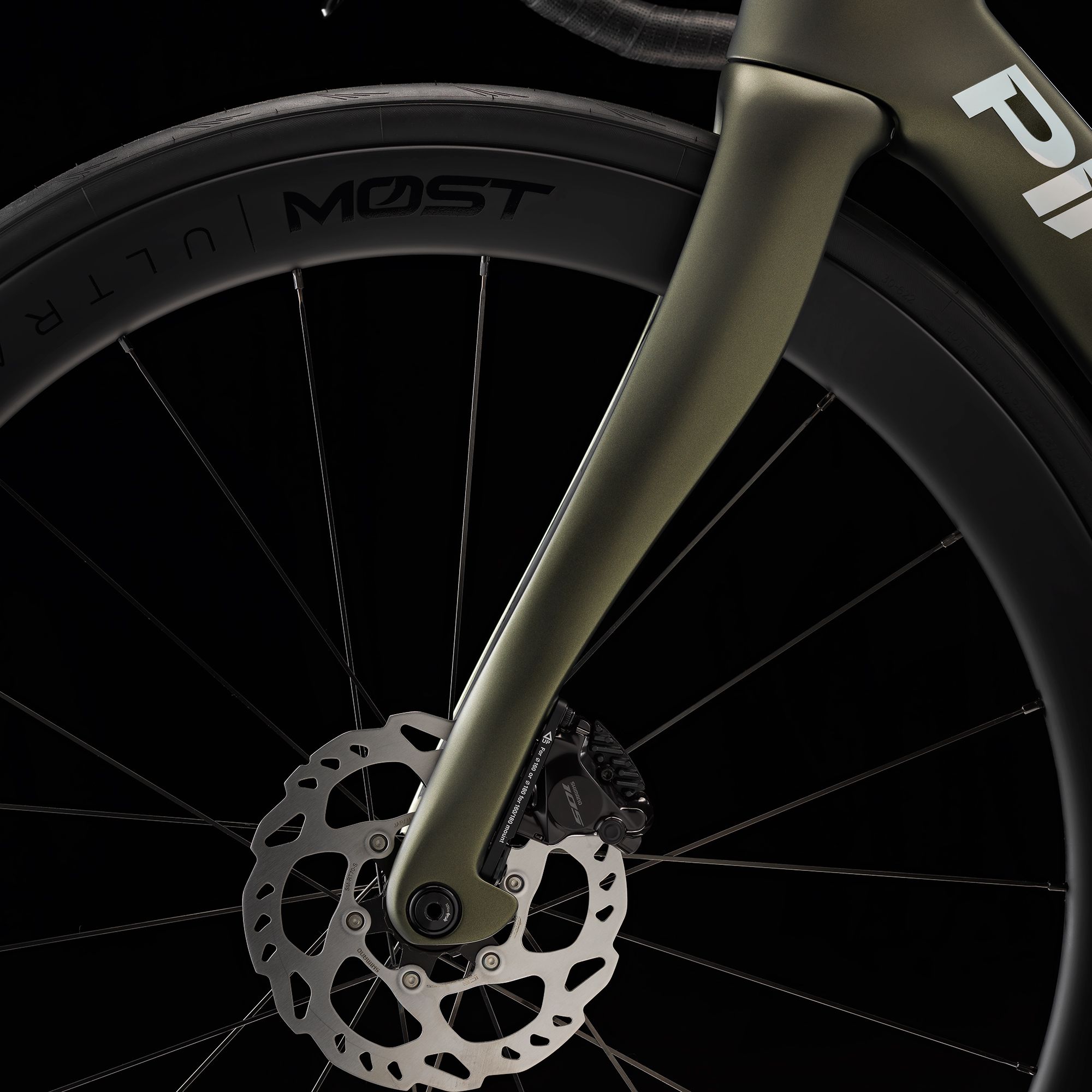 F5 105 Di2 Road Bike 2026