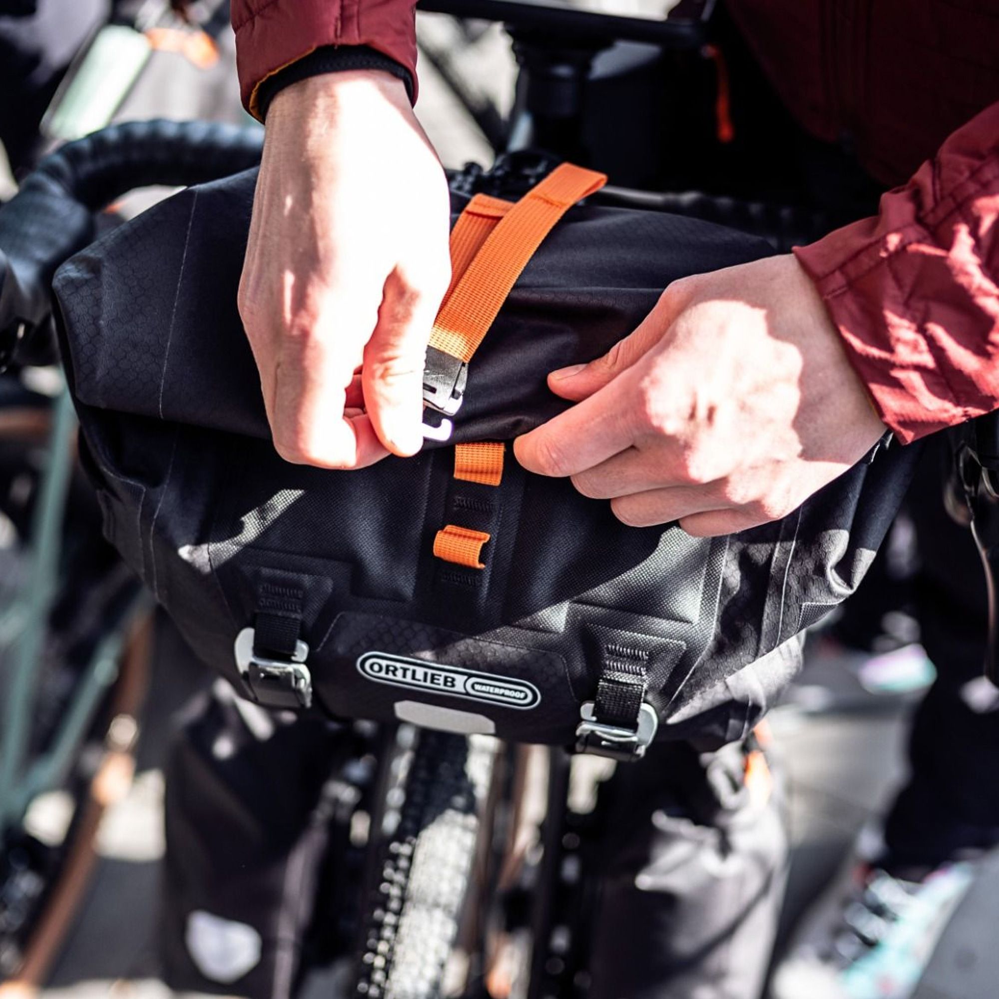Handlebar Pack Bar-Lock 11L