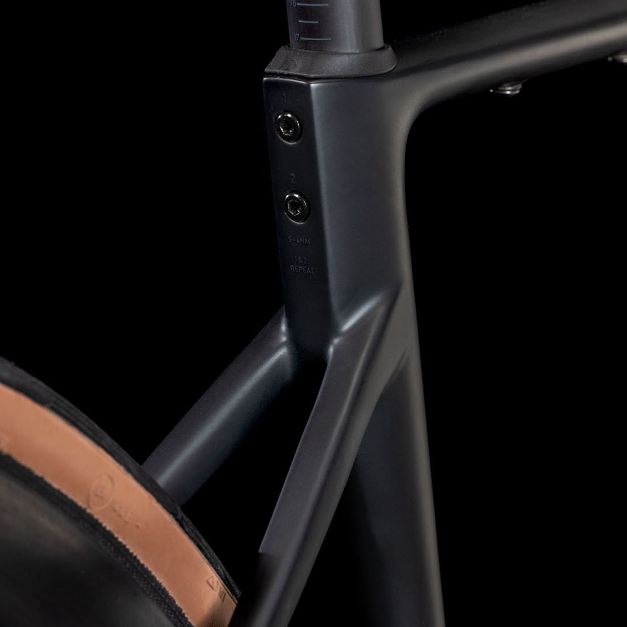 Attain C:62 SLT Ultegra Di2 Road Bike