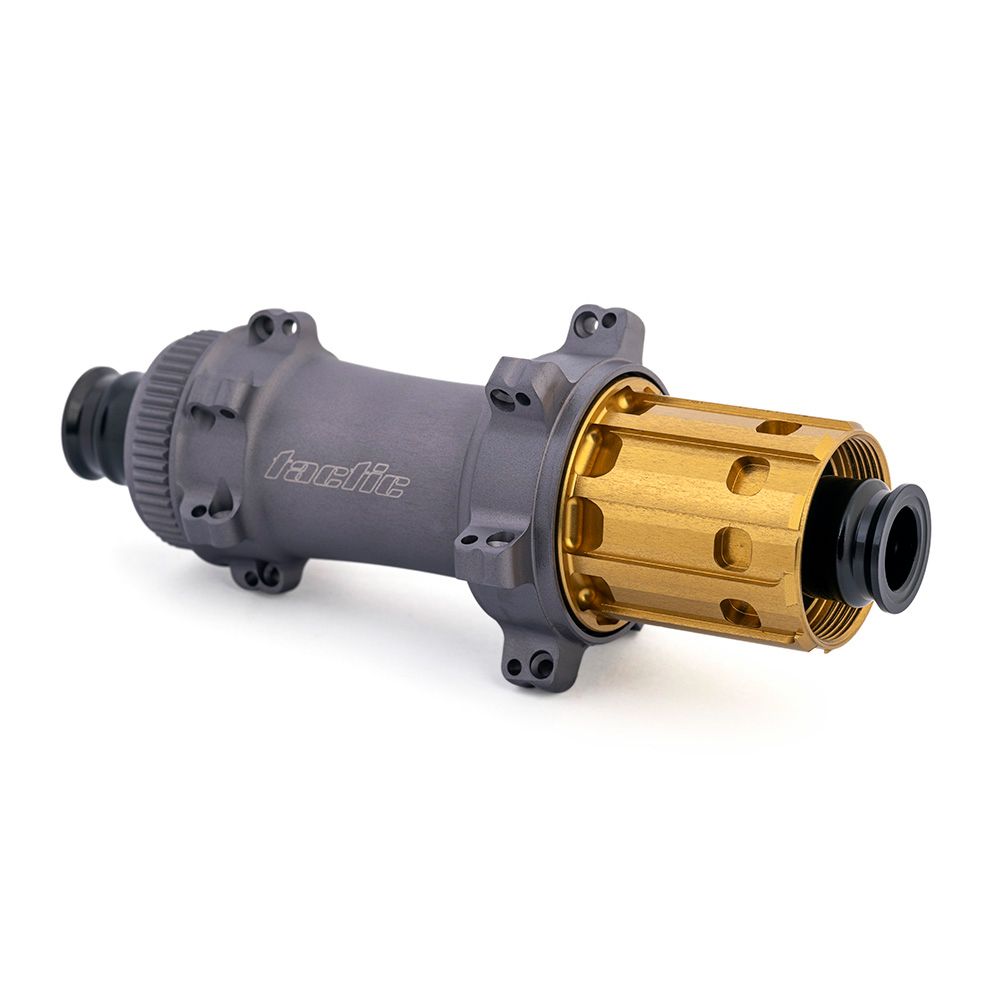 TR01 Hub Set