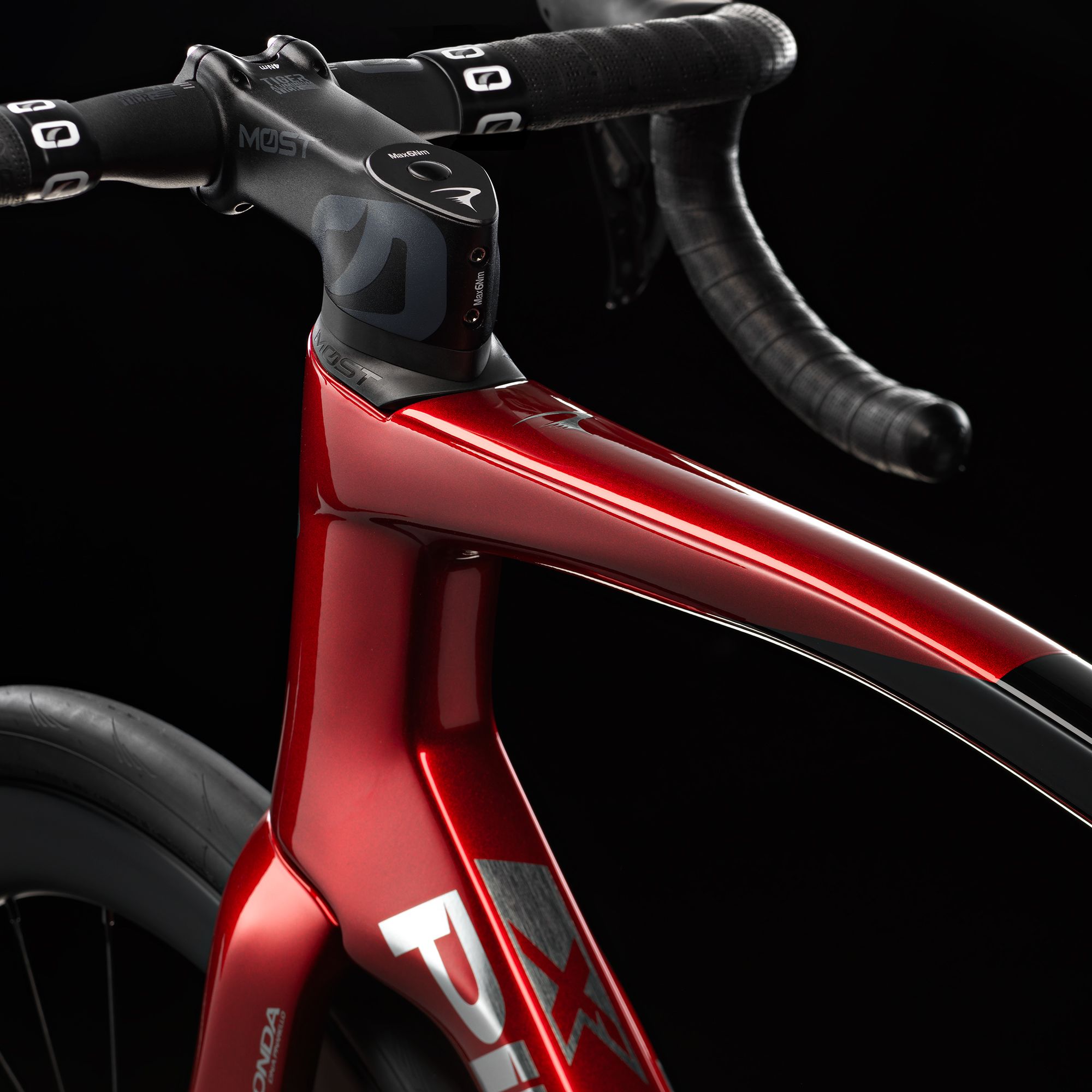 X5 105 Di2 Disc Road Bike