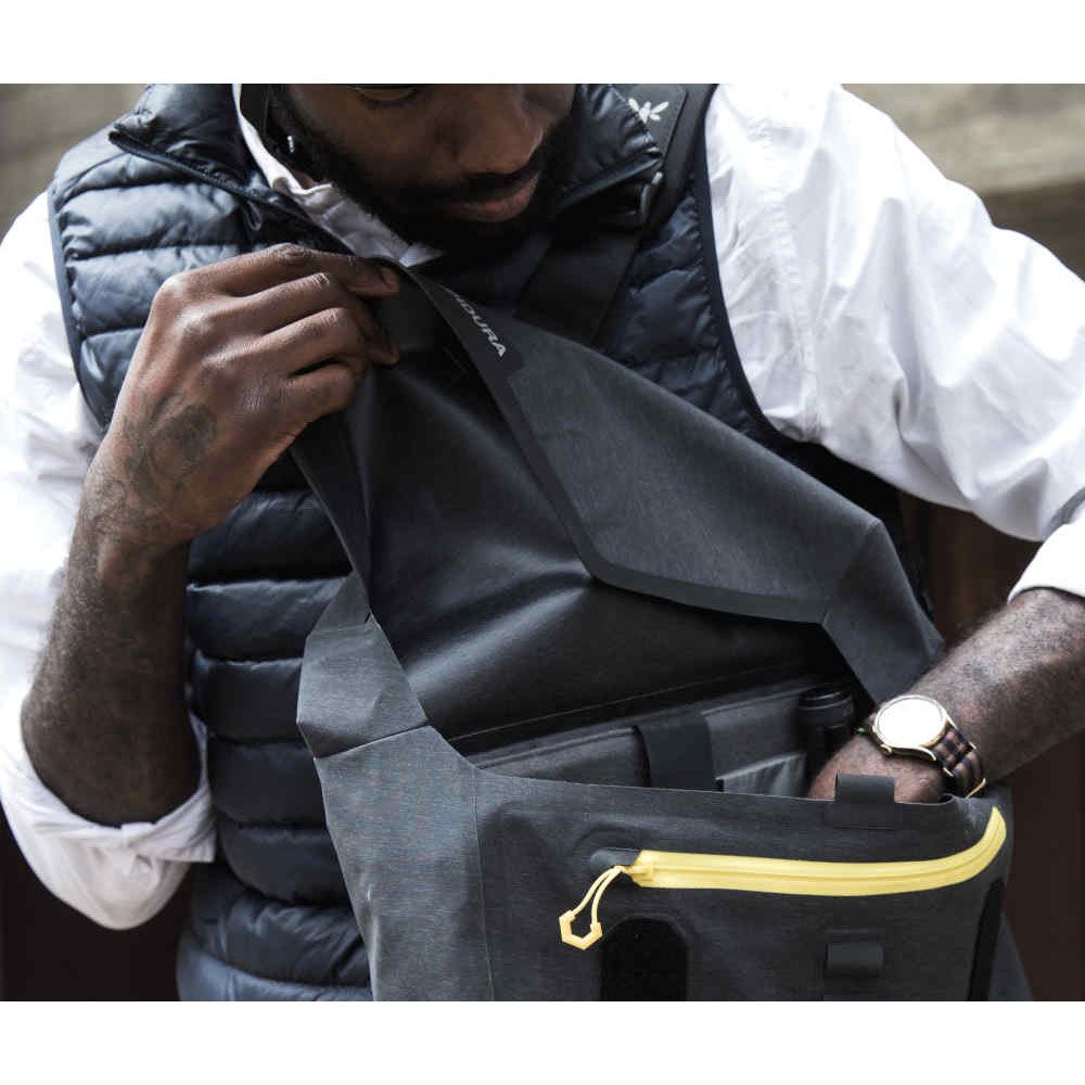 City Messenger Bag 13"