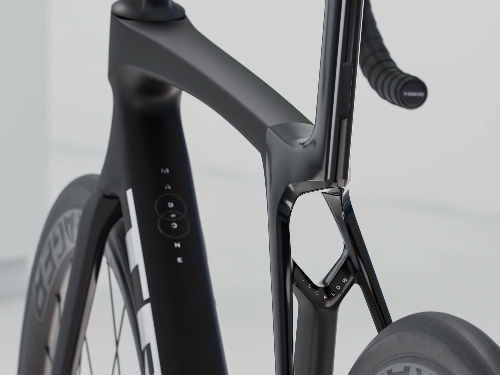 Madone SL 6 AXS Gen 8 Road Bike