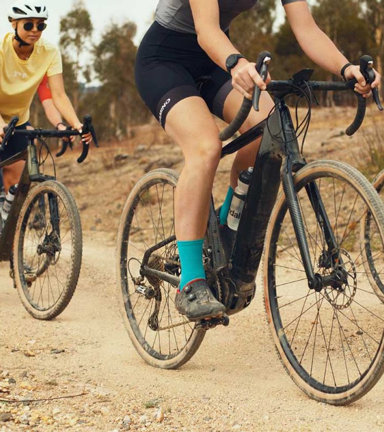 Gravel bike vs road bike - what are the differences?