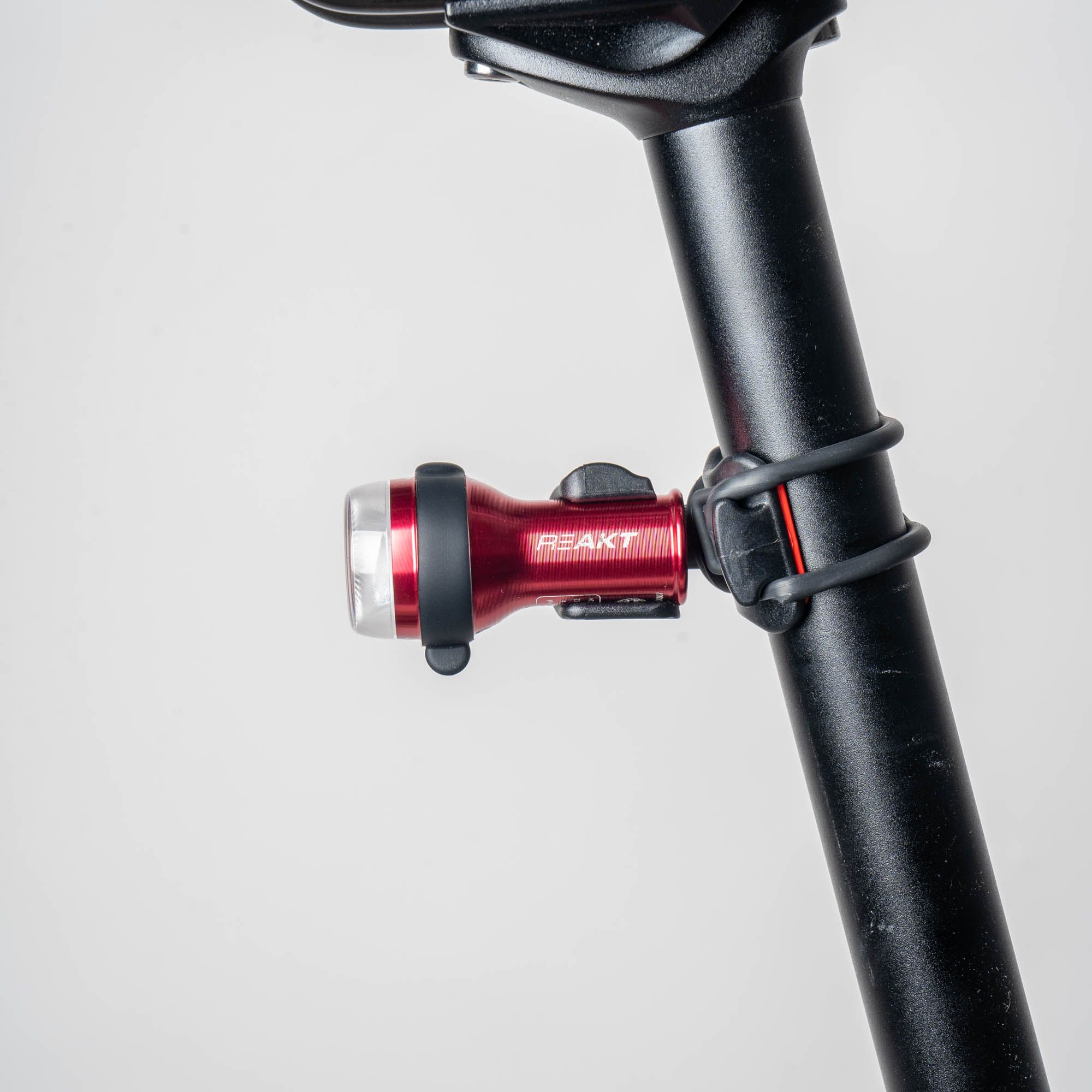 TraceR Rear Light with ReAKT and Peloton