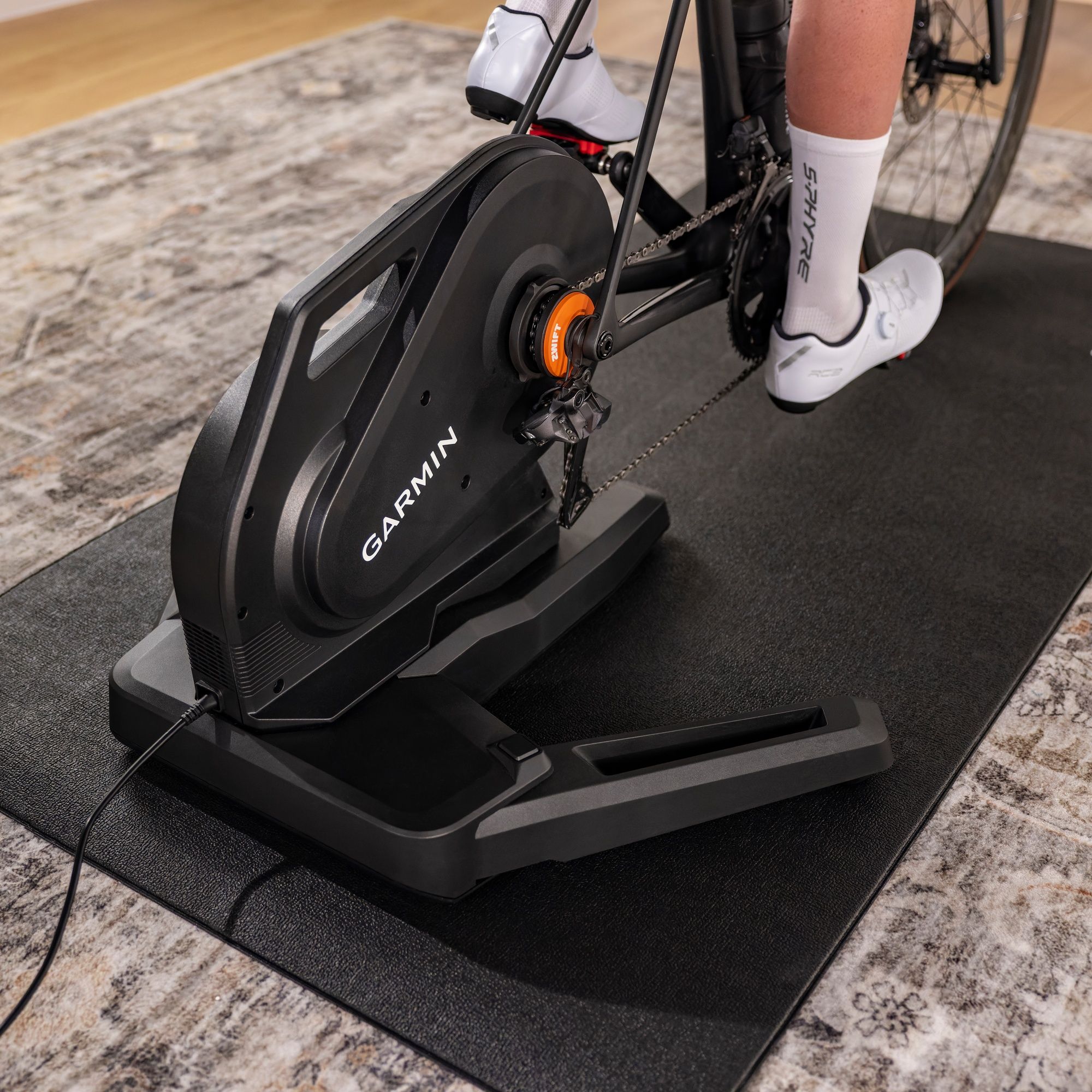 Tacx Nera Smart Trainer with Zwift Cog and Click