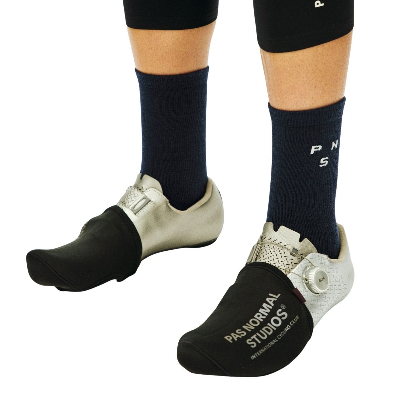 Logo Toe Covers