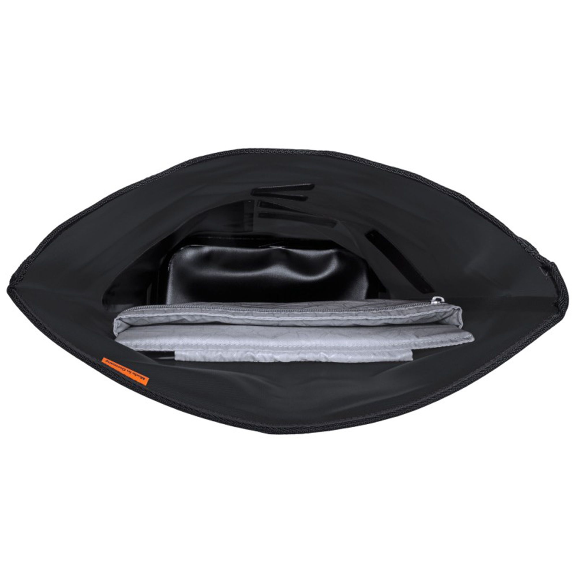 Commuter Backpack 21L