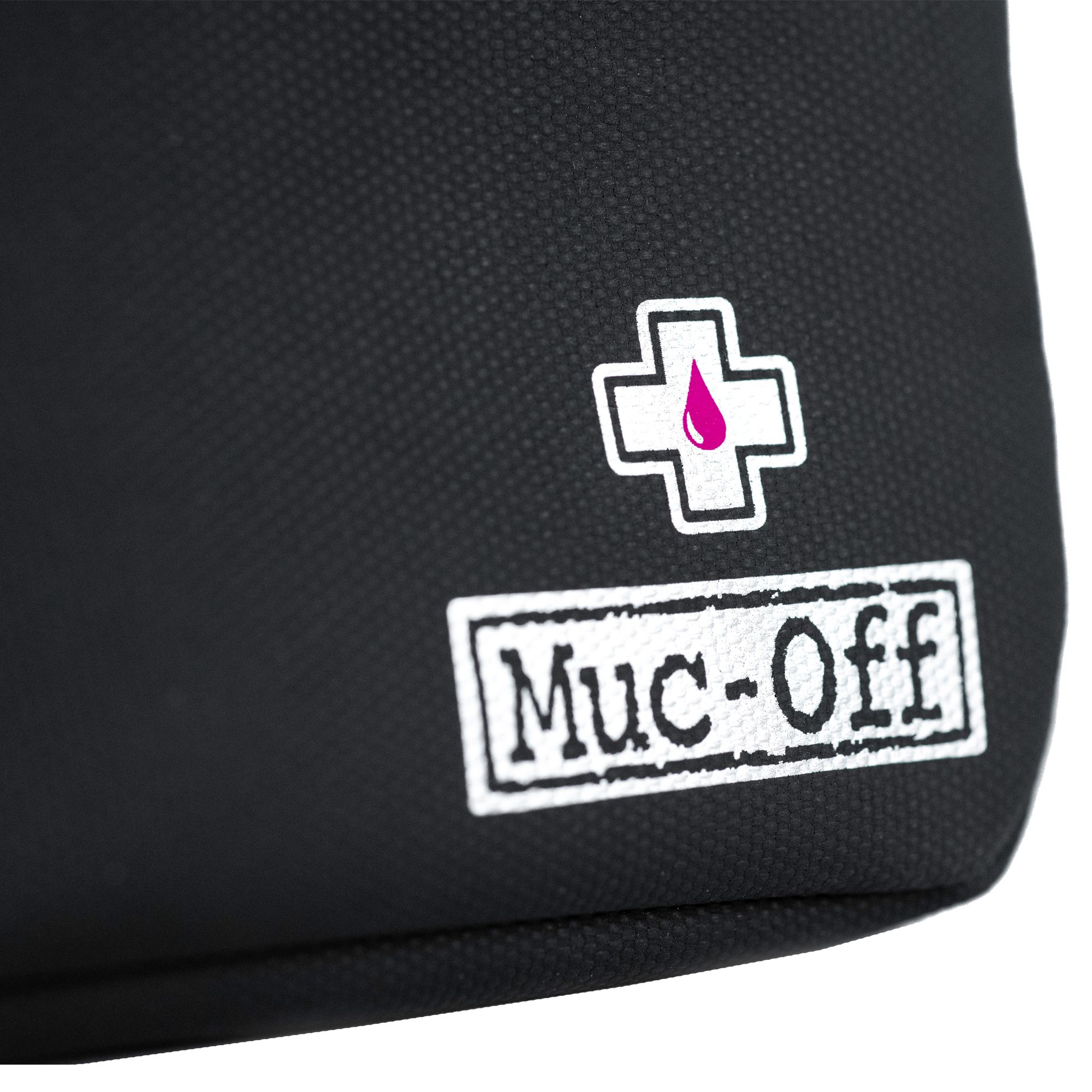 Rainproof Essentials Case