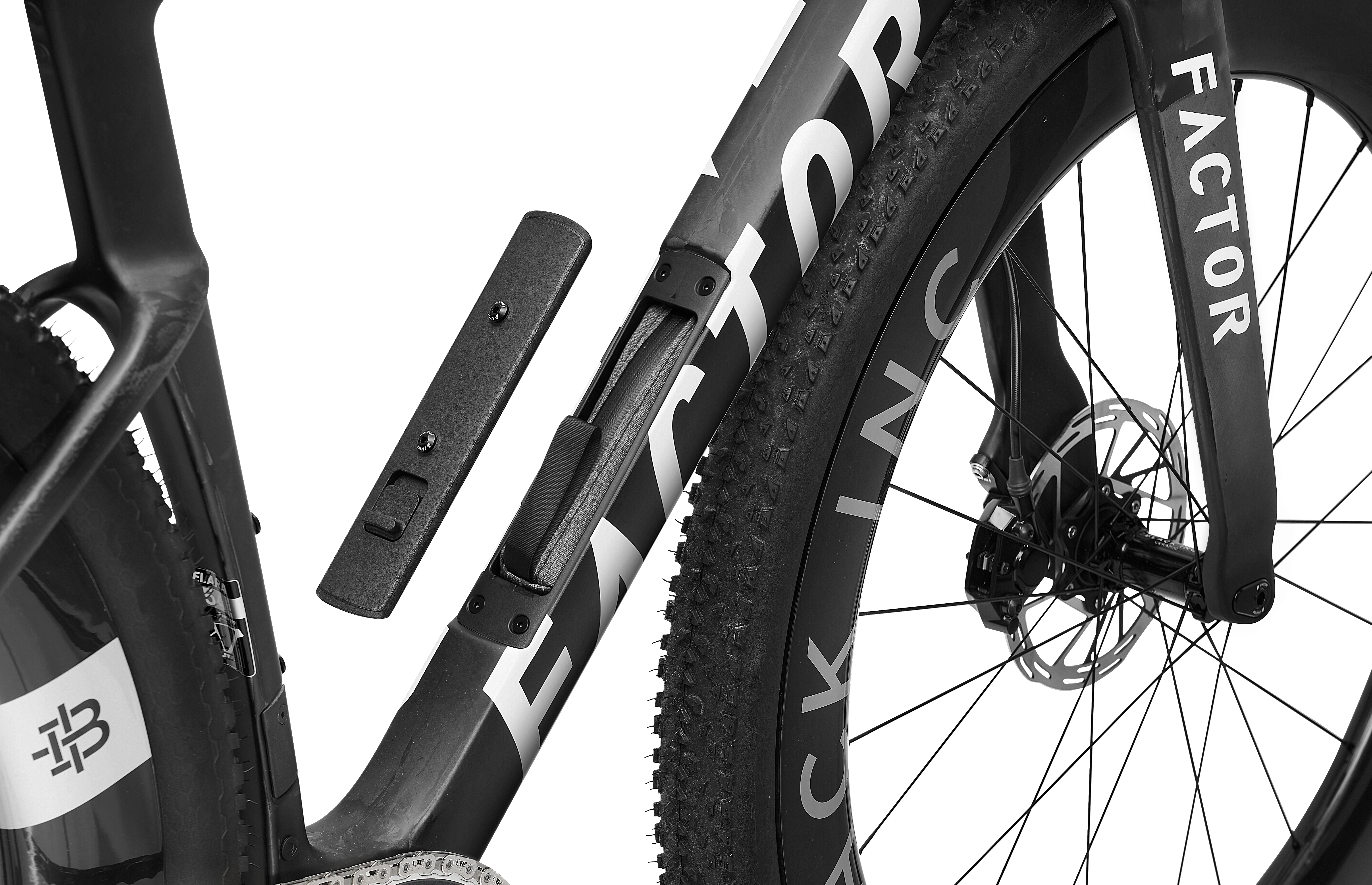 Elara Force XPLR Gravel Bike