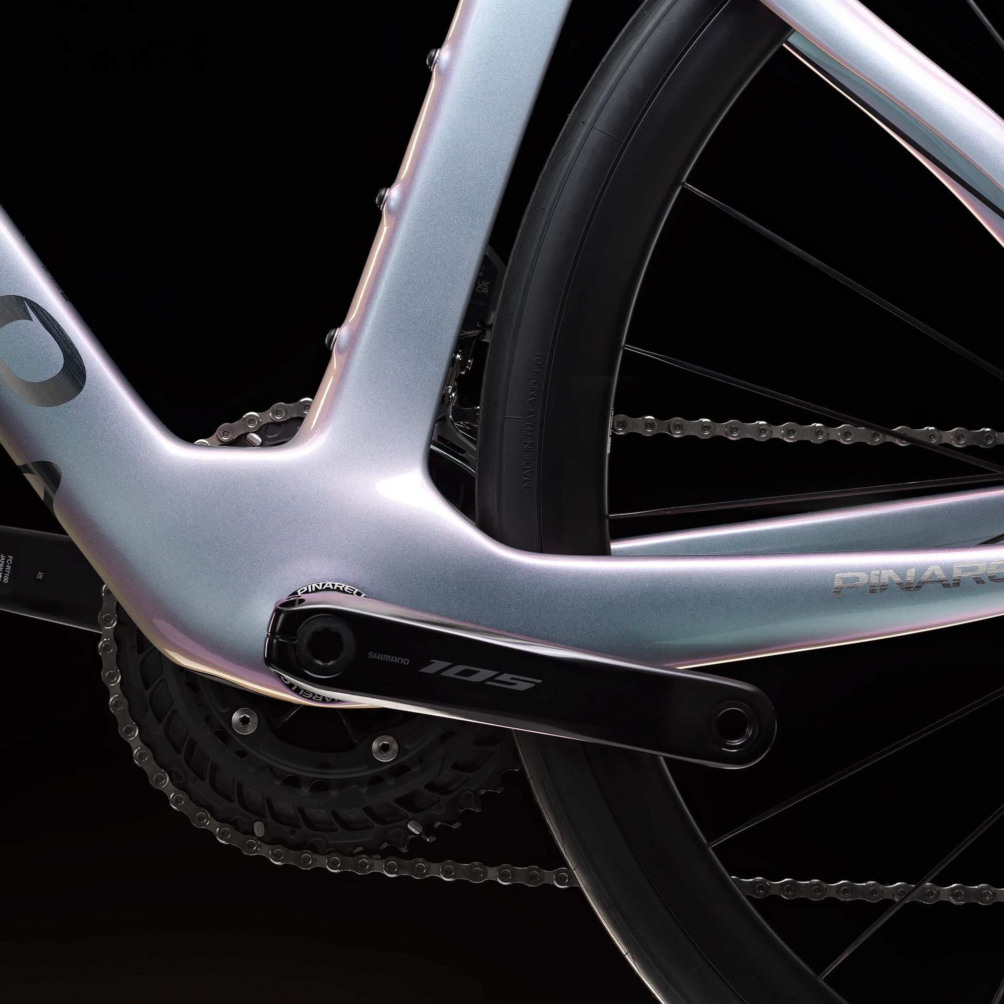 F3 105 Di2 Road Bike 2026