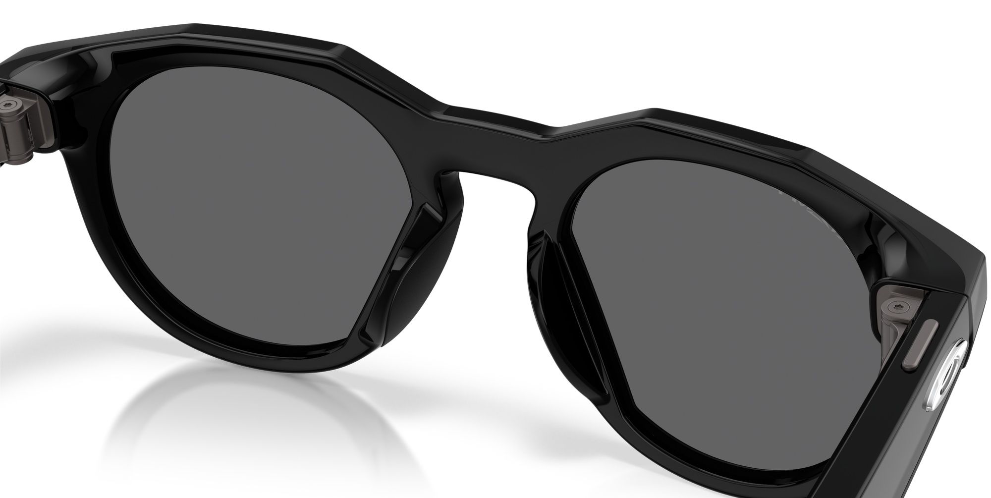 x Meta HSTN Smart Sunglasses - Polarised Lenses, Camera & AI