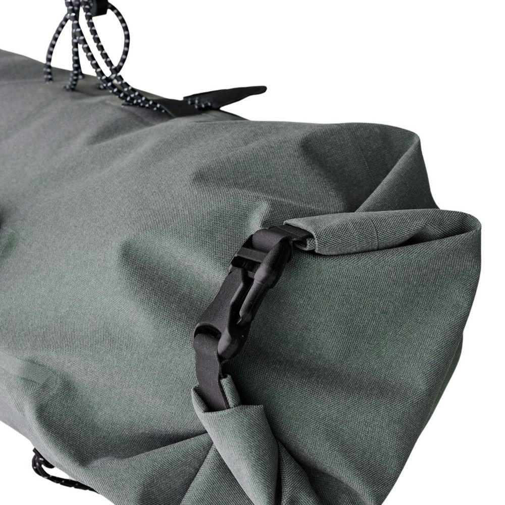 x Apidura Handlebar Pack 9L