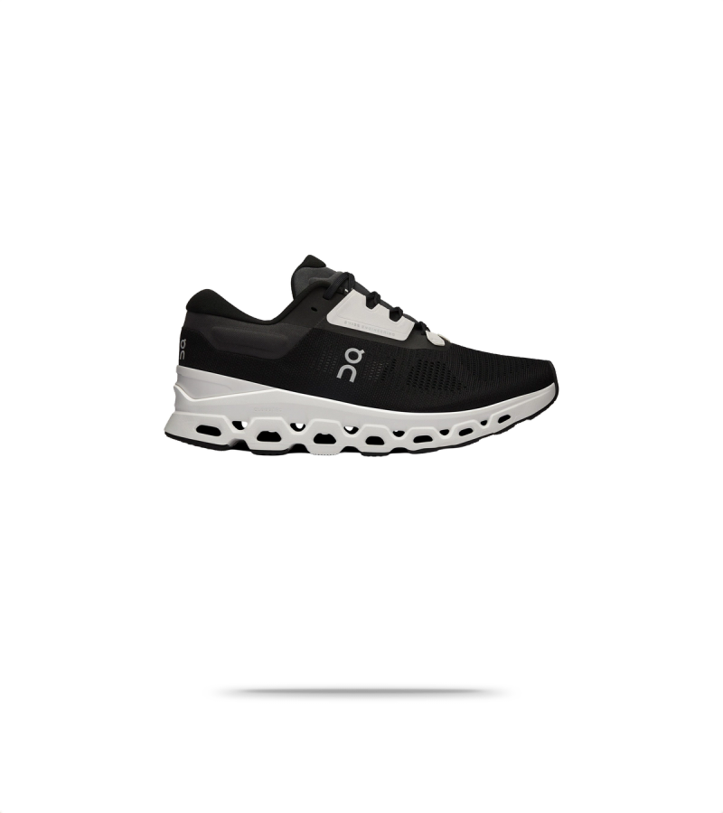 Cloudstratus 3 Running Shoes
