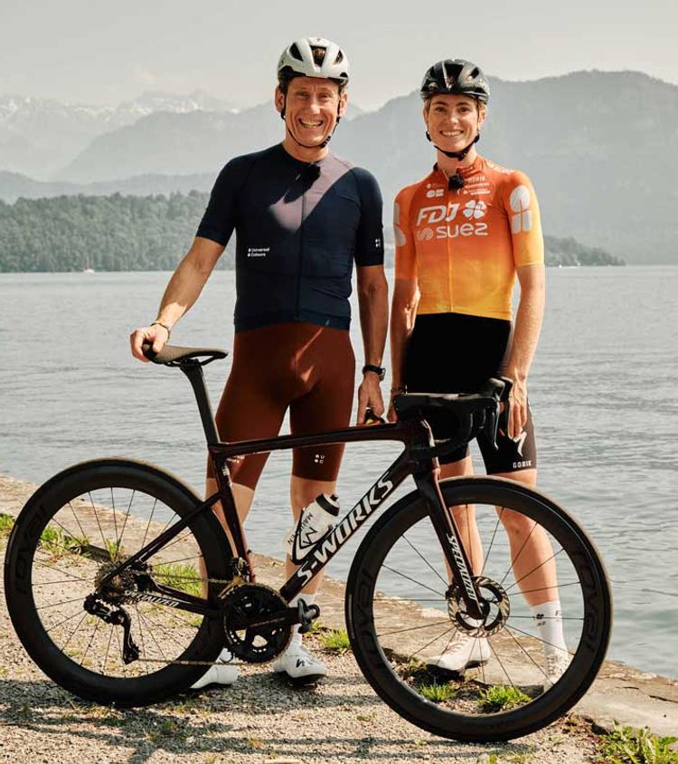 The Sigma Sports Cafe Ride - Demi Vollering