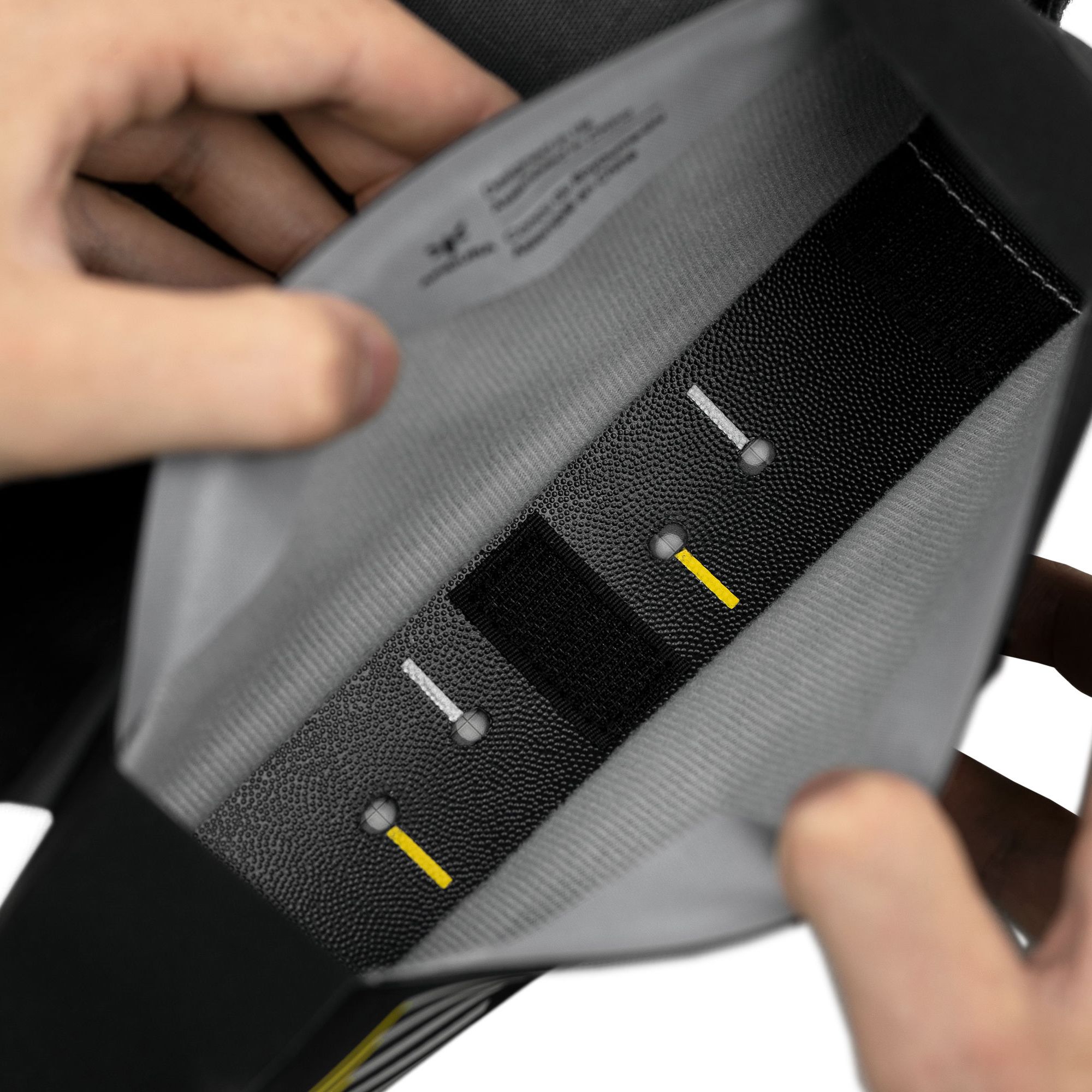 Racing Bolt-On Top Tube Pack 1L