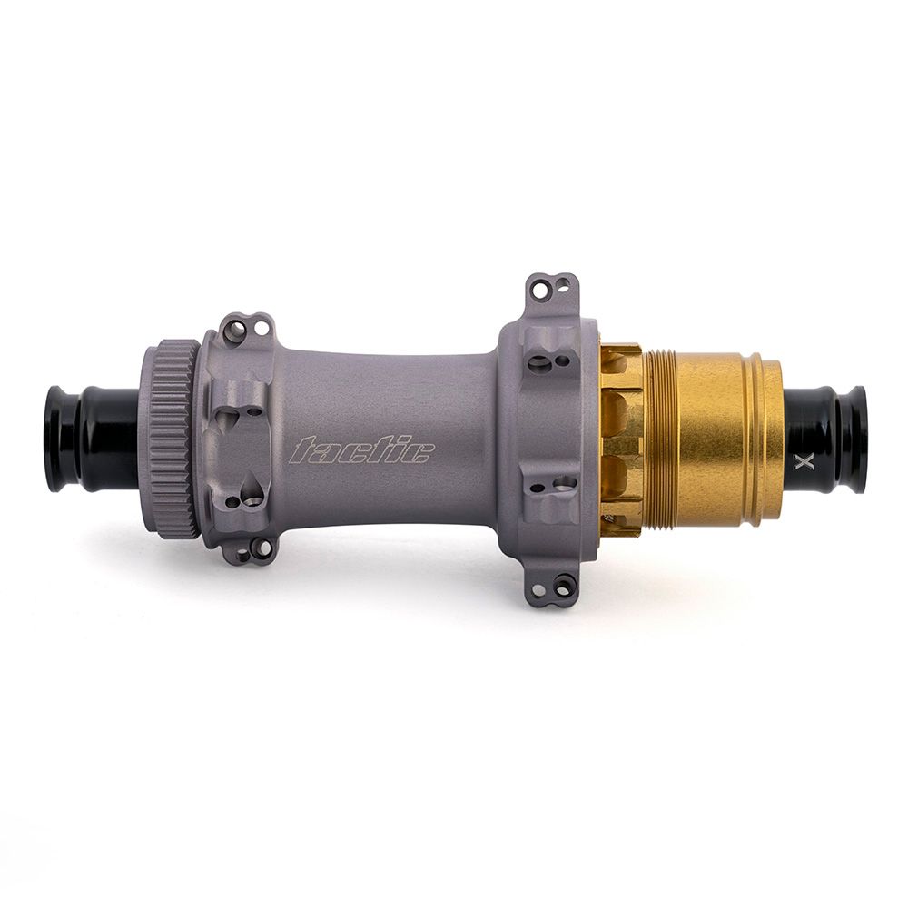 TR01 Hub Set
