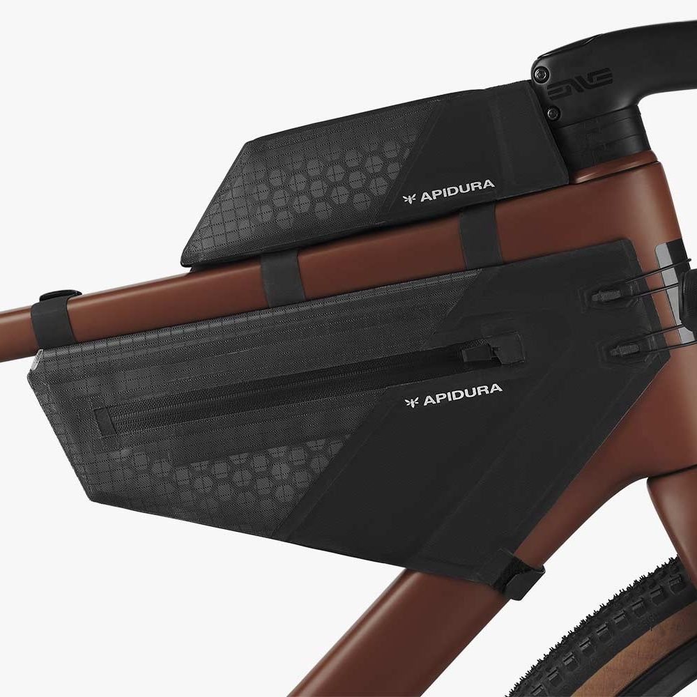 【新品】APIDURA　Racing Aero System 日本未発売 Apidura Aero System | Sigma Sports