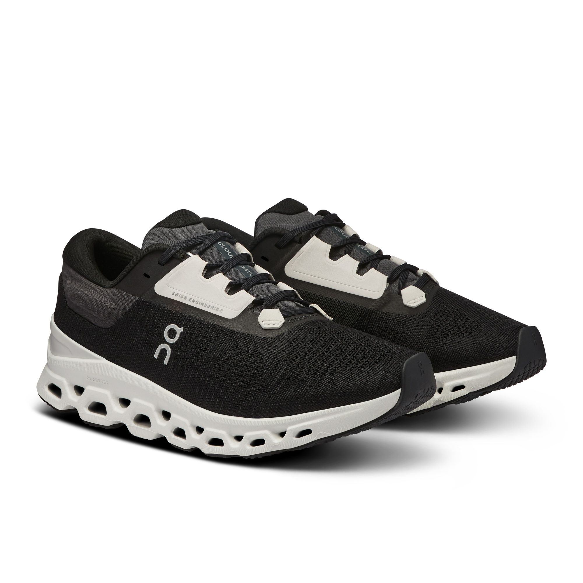 Cloudstratus 3 Running Shoes