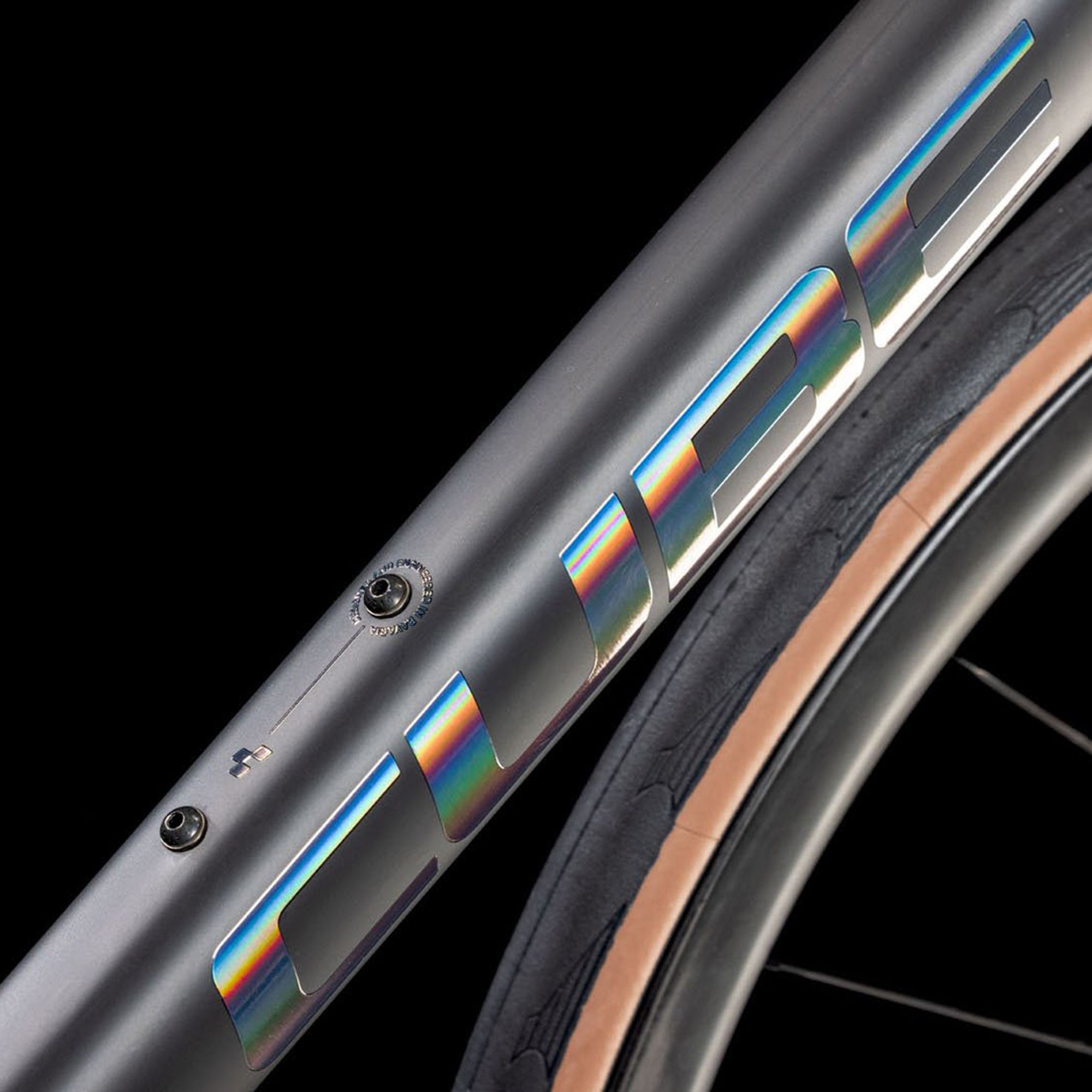 Attain C:62 SLT Ultegra Di2 Road Bike
