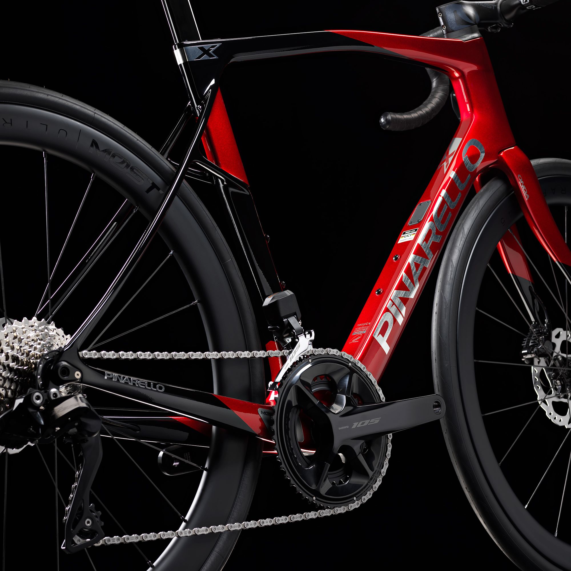 X5 105 Di2 Disc Road Bike