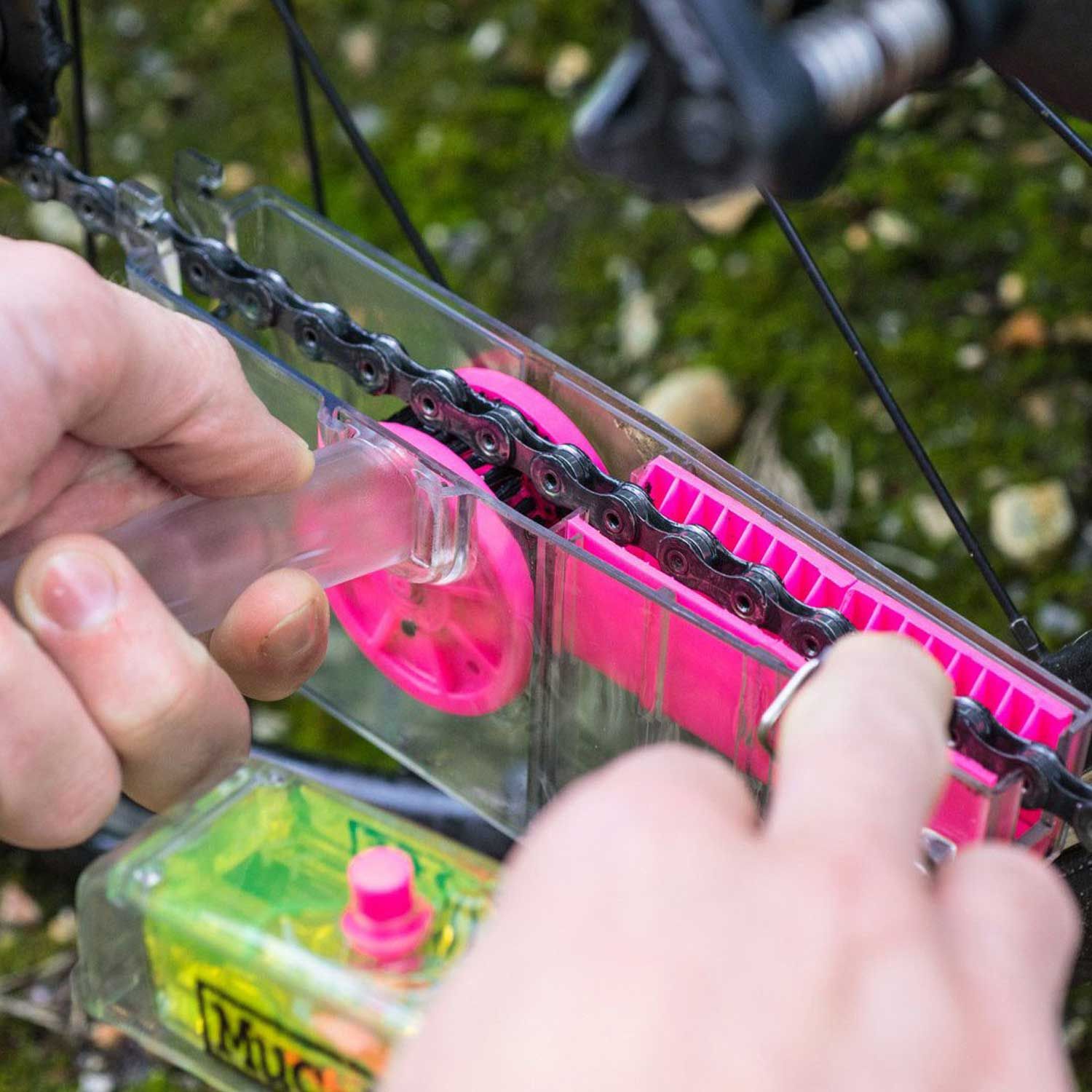 X-3 Dirty Bicycle Chain Cleaner Machine