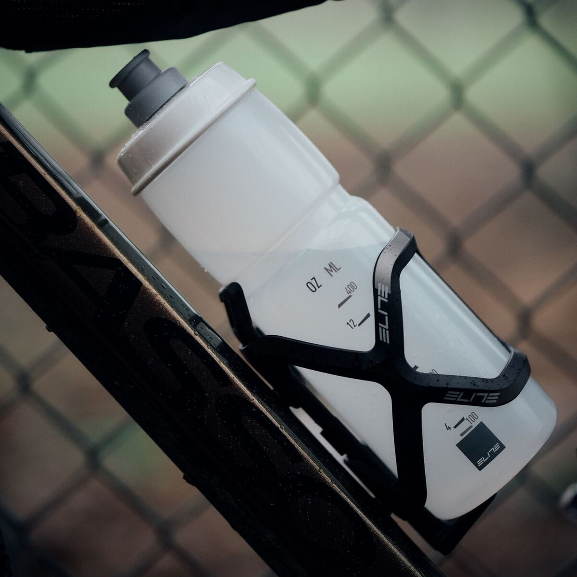 Ambo Multi-entry Bottle Cage