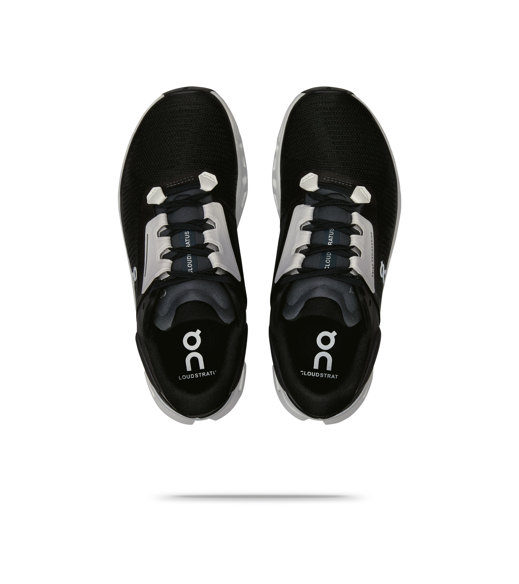Cloudstratus 3 Running Shoes
