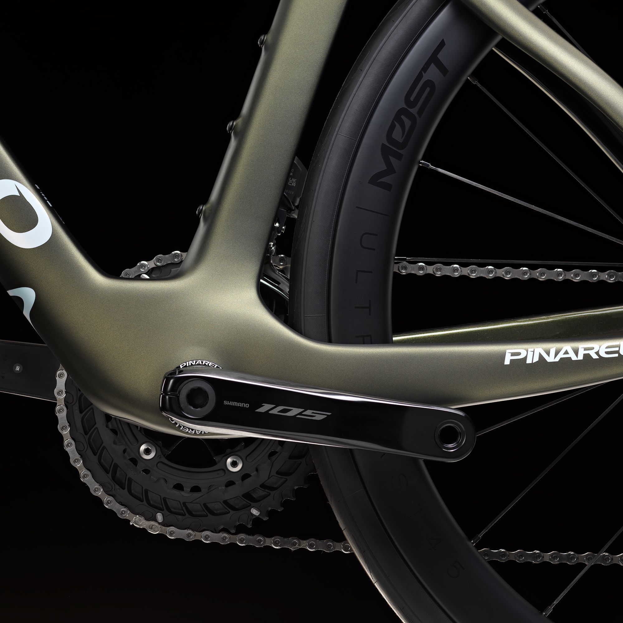 F5 105 Di2 Road Bike 2026