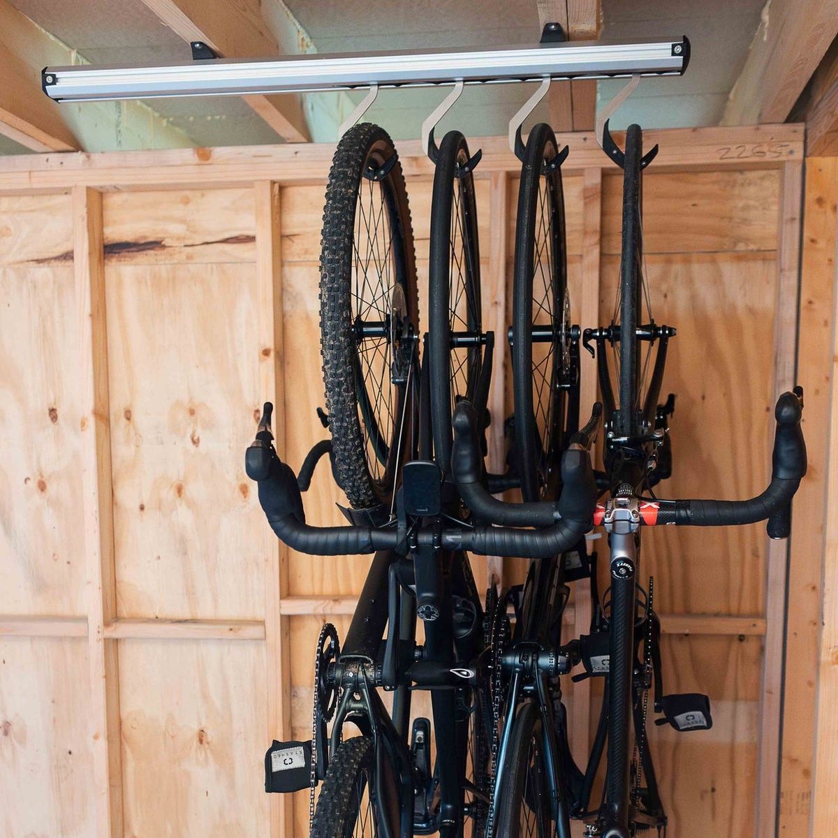 SpaceRail Bike Storage System - Ceiling - 4 Hooks
