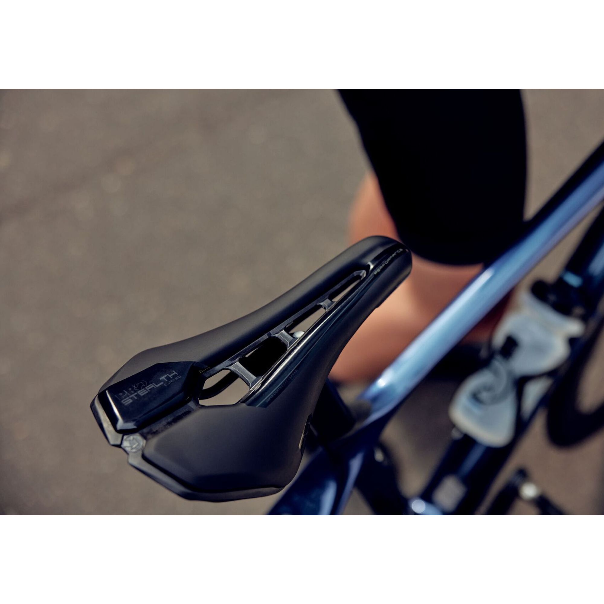 Stealth Curved Performance Saddle