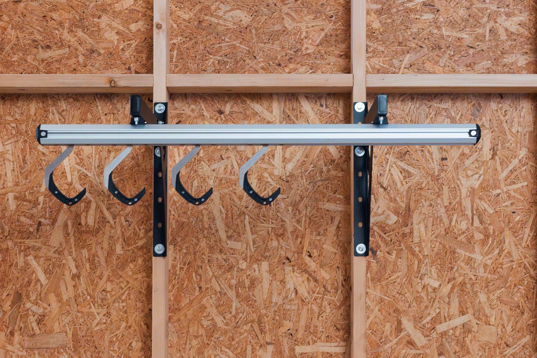 SpaceRail Bike Storage System - Wall - 4 Hooks