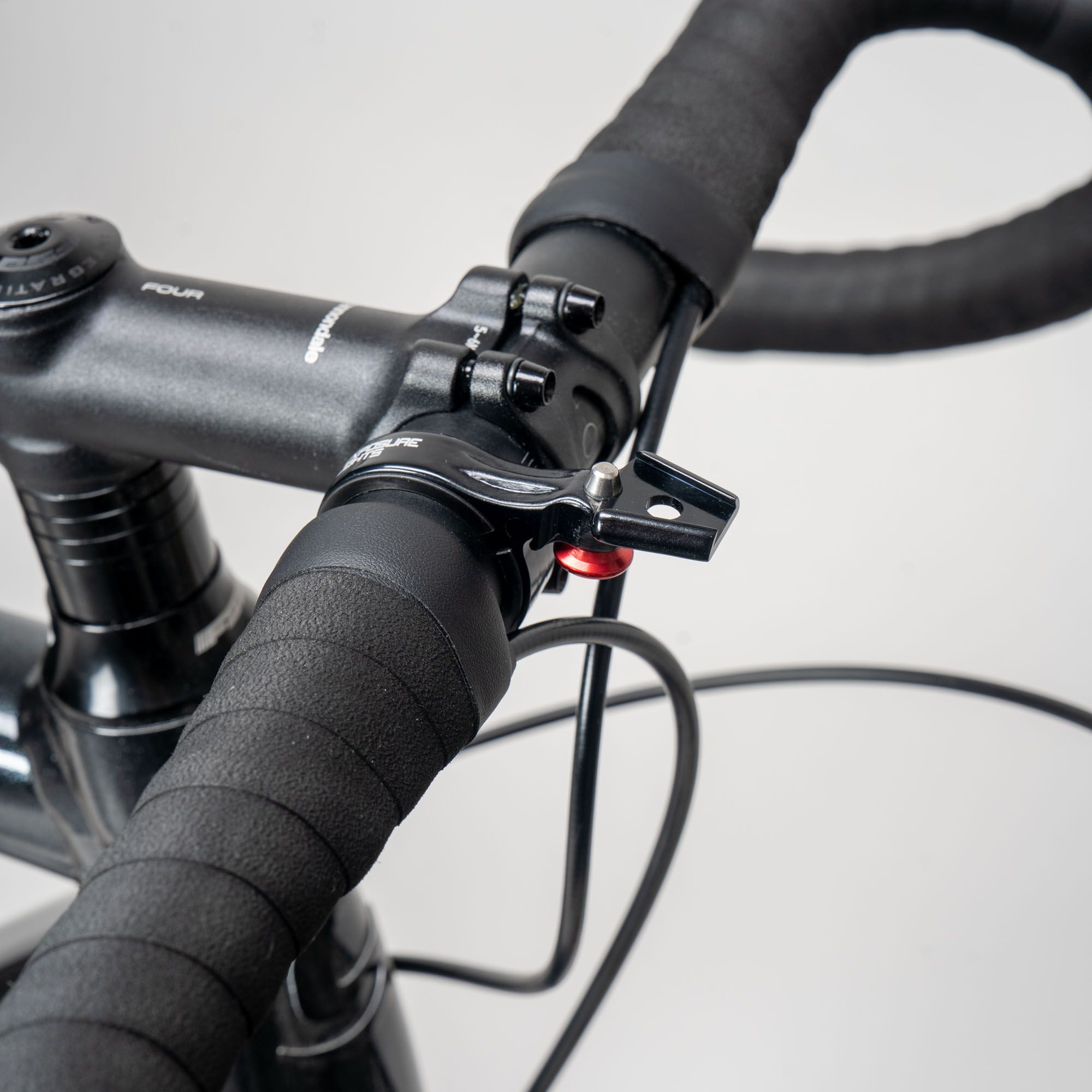 Quick Release Handlebar Bracket - 35mm