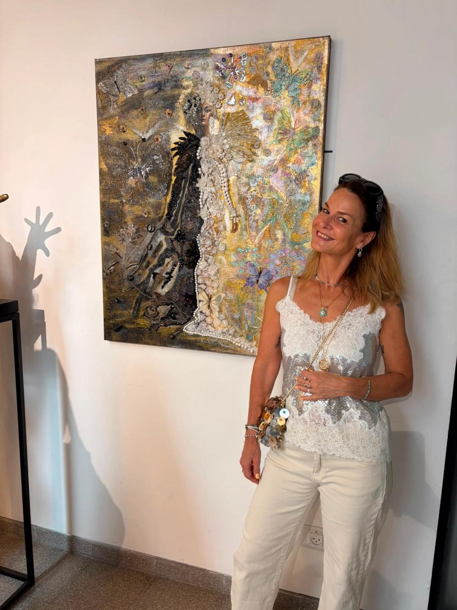 Gog and Magog — exhibition photo