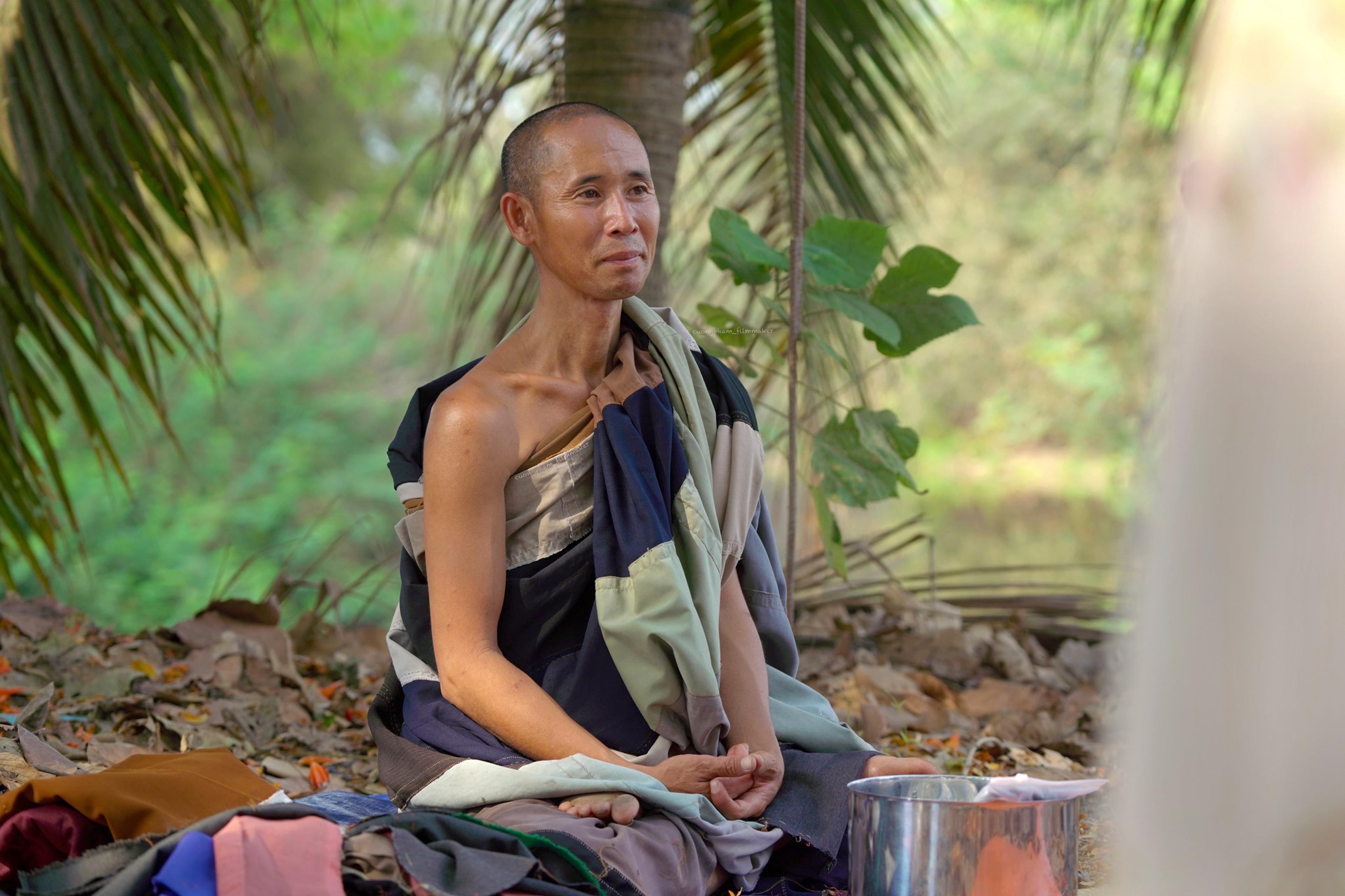 Sư Minh Tuệ và Đồng Tu