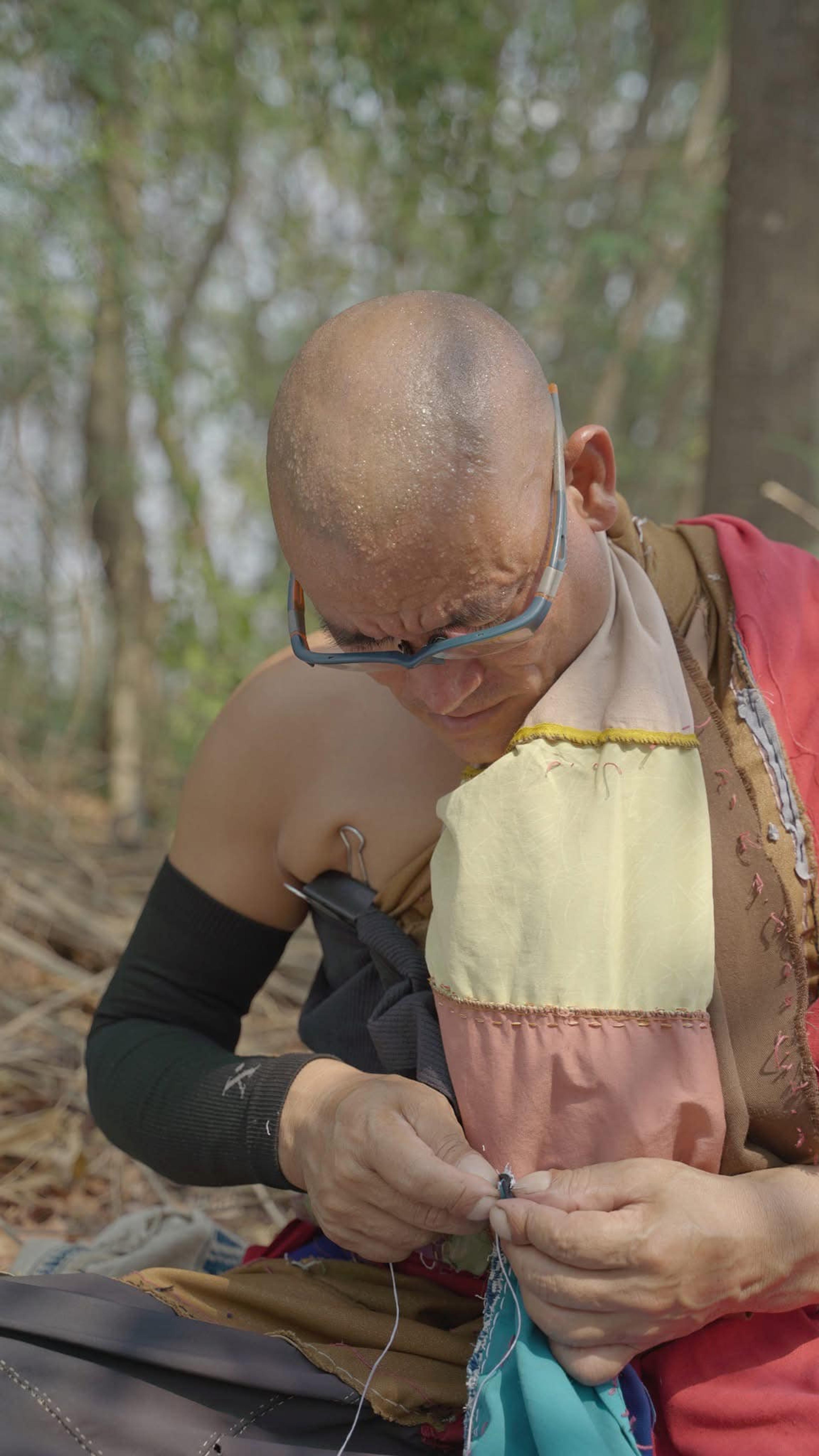 Sư Minh Tuệ và Đồng Tu
