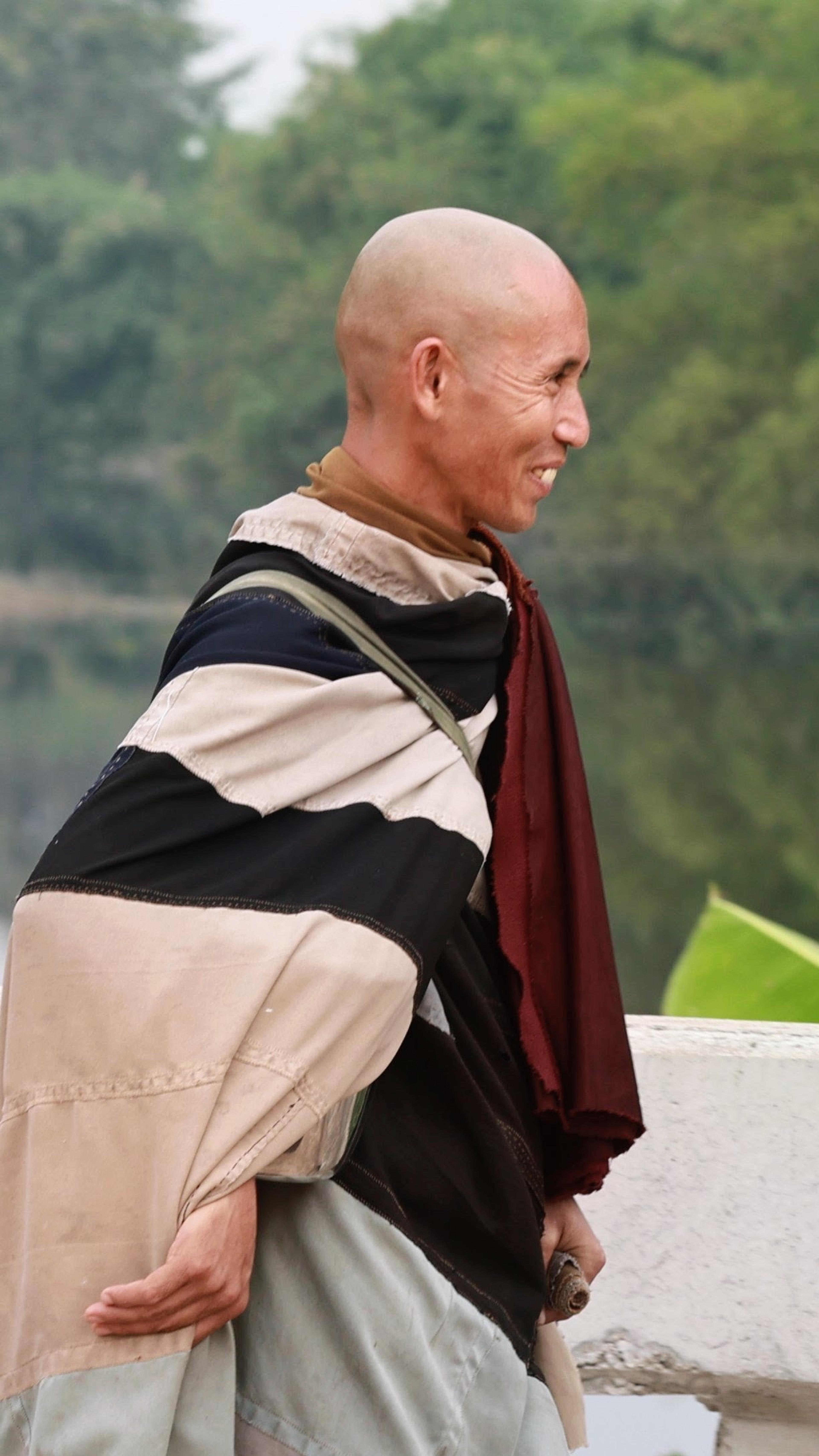 Sư Minh Tuệ và Đồng Tu