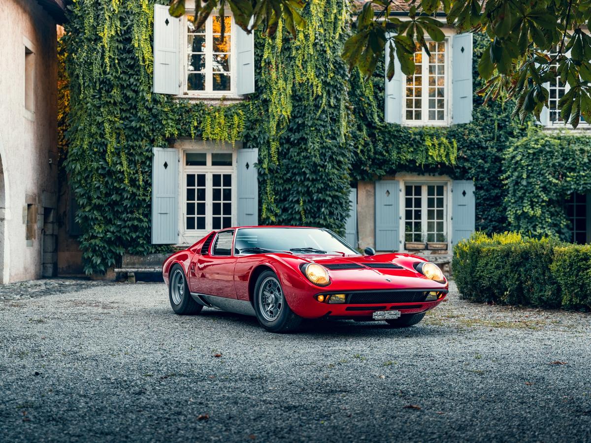 Lamborghini Miura P400 S by Bertone