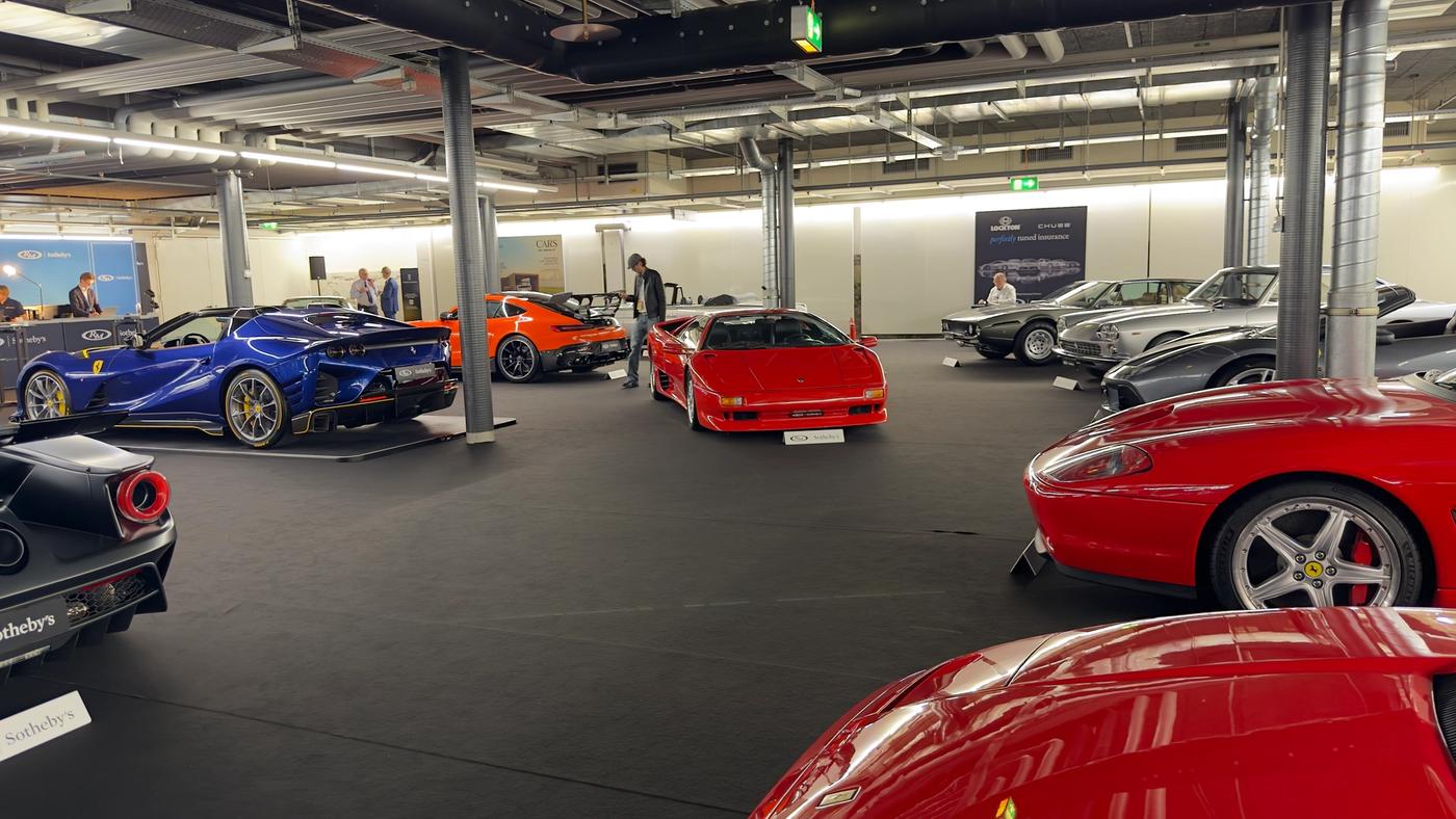 A quiet preview: the Zurich catalogue on display before the sale. Photo: AutoKultureCollective