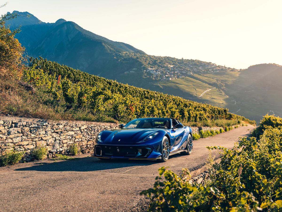 Ferrari 812 Competizione A
