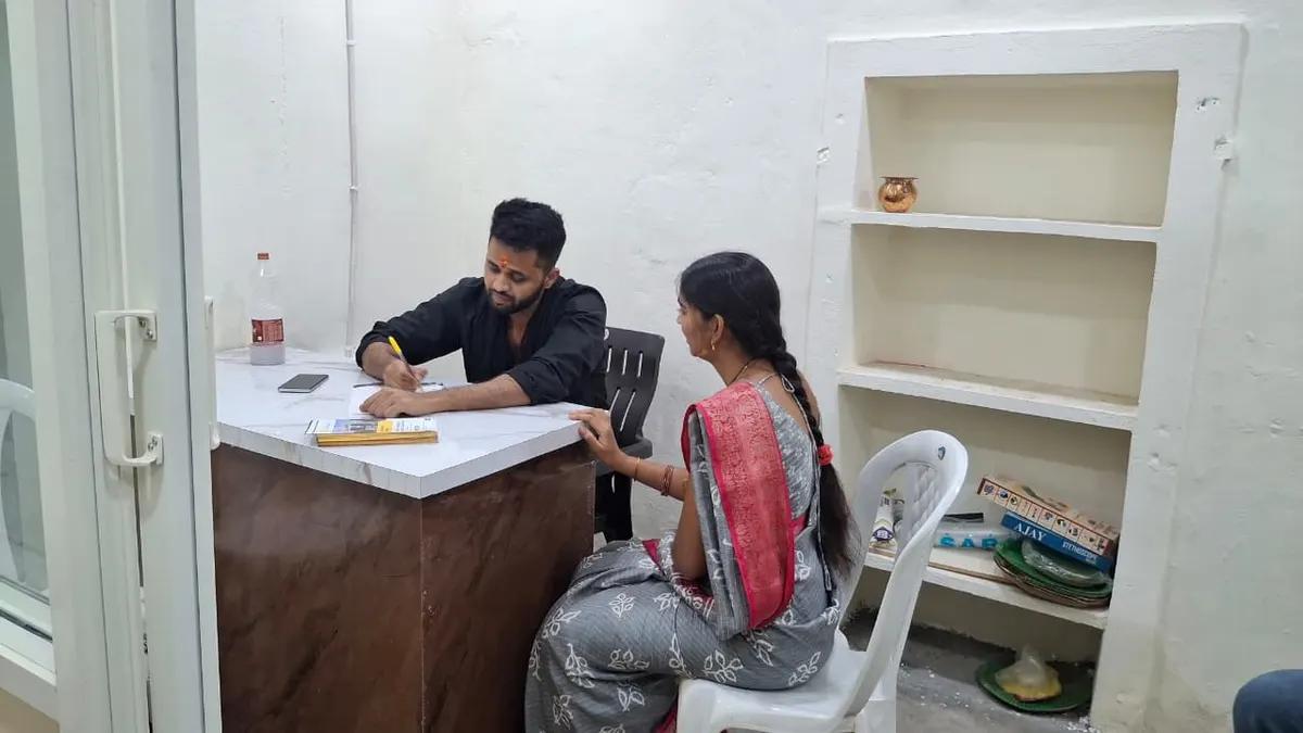 Community counselling session — Bharosa CSR