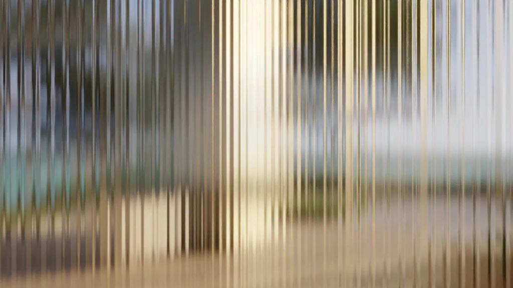 The LILLI entrance door with ribbed glass