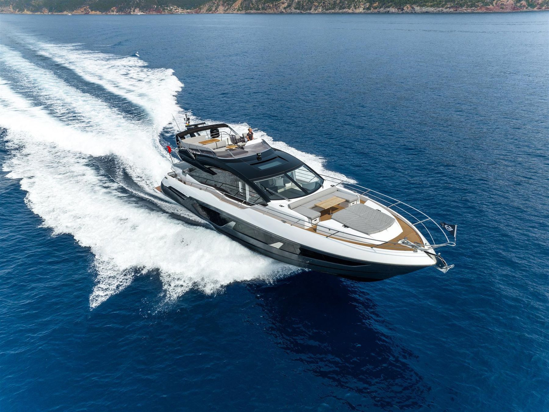 Predator 75 SportFly 5