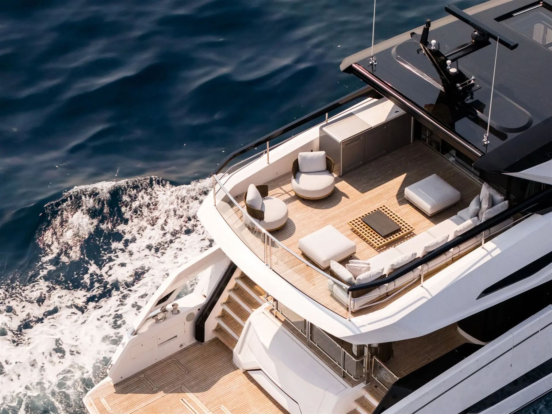 82 Ocean Enclosed 5