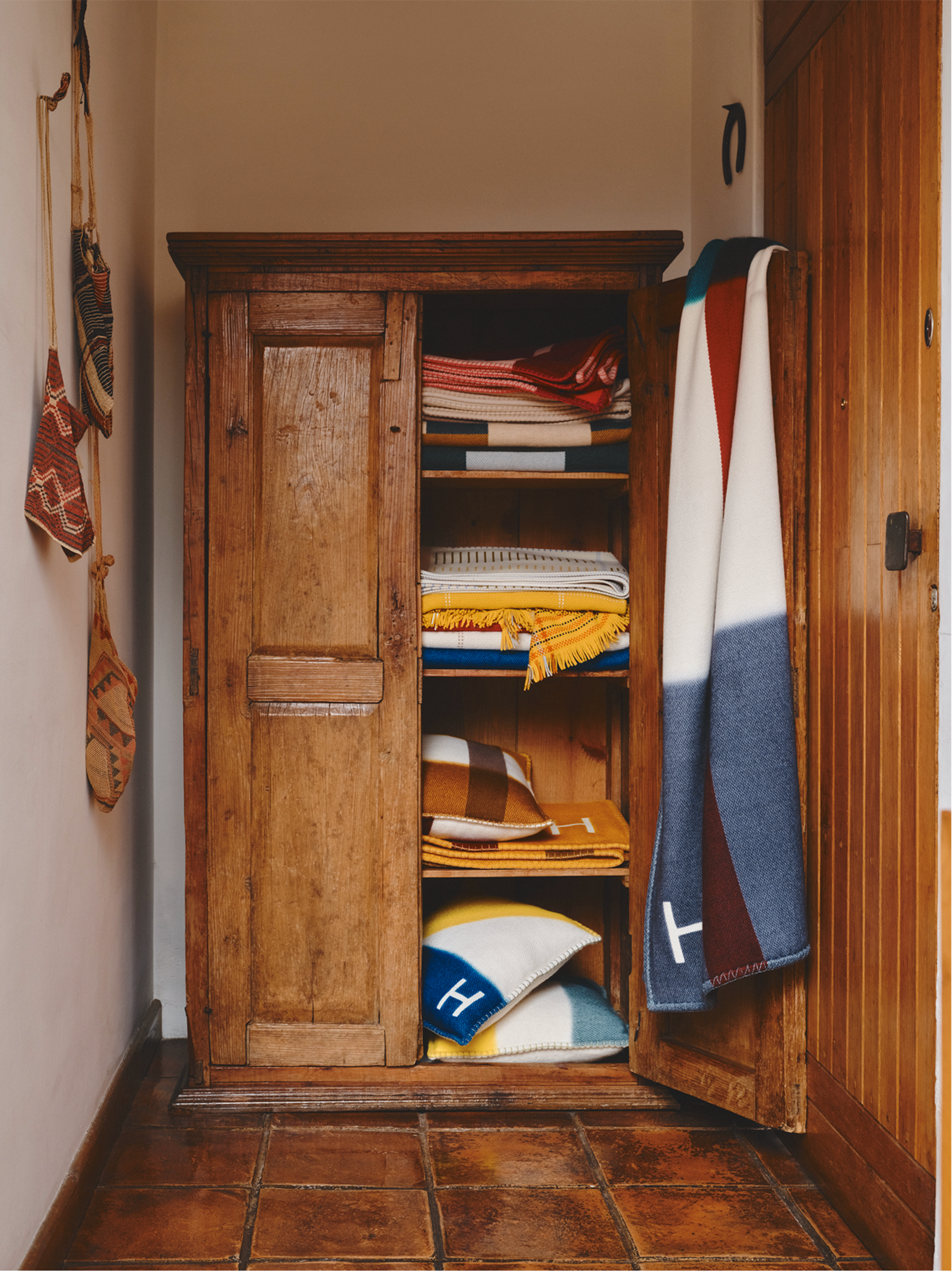 Image from Sauvage & Sauvage