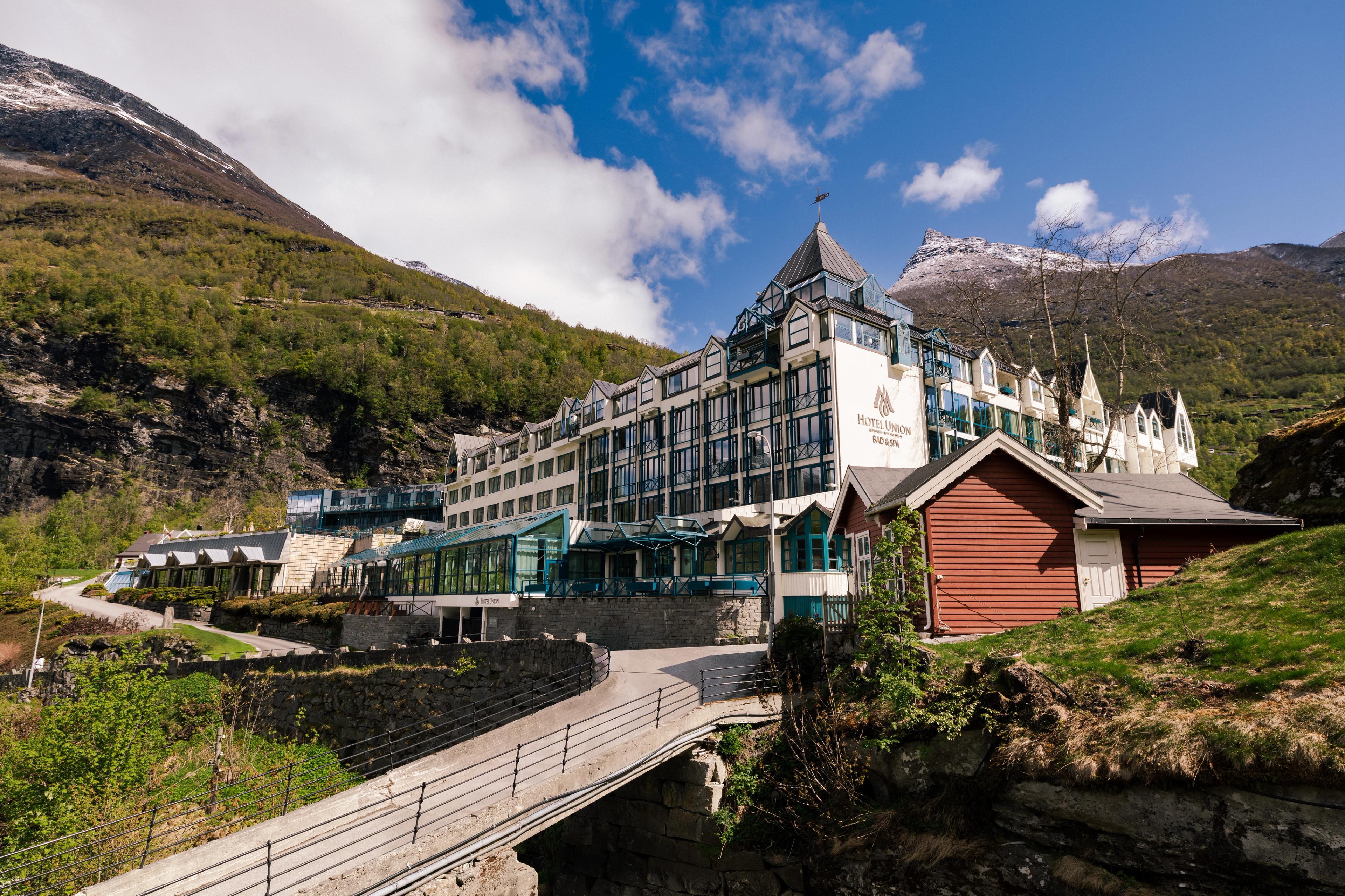 Hotellets fasade Union Geiranger