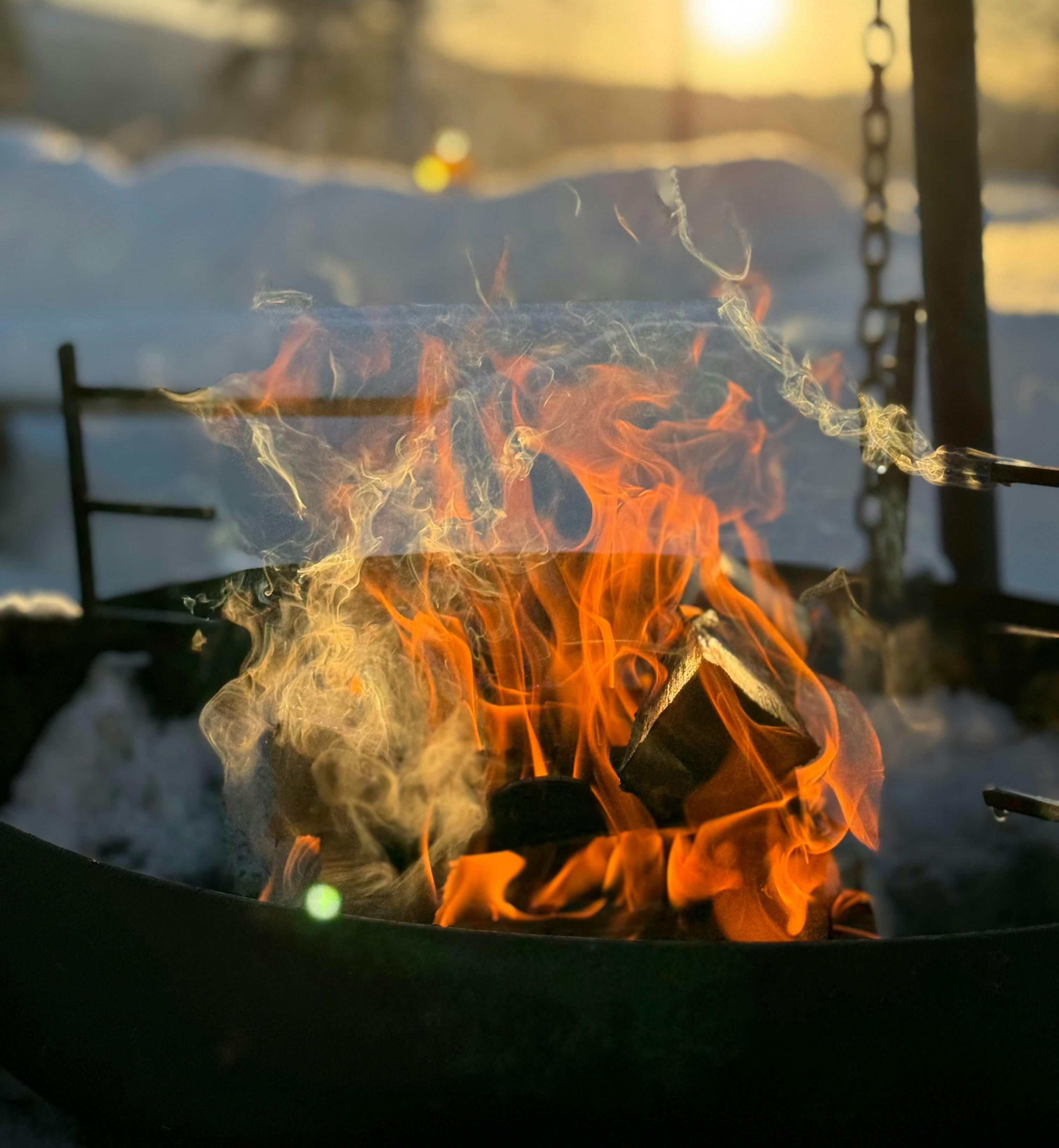 Campfire and storytelling about the fjord