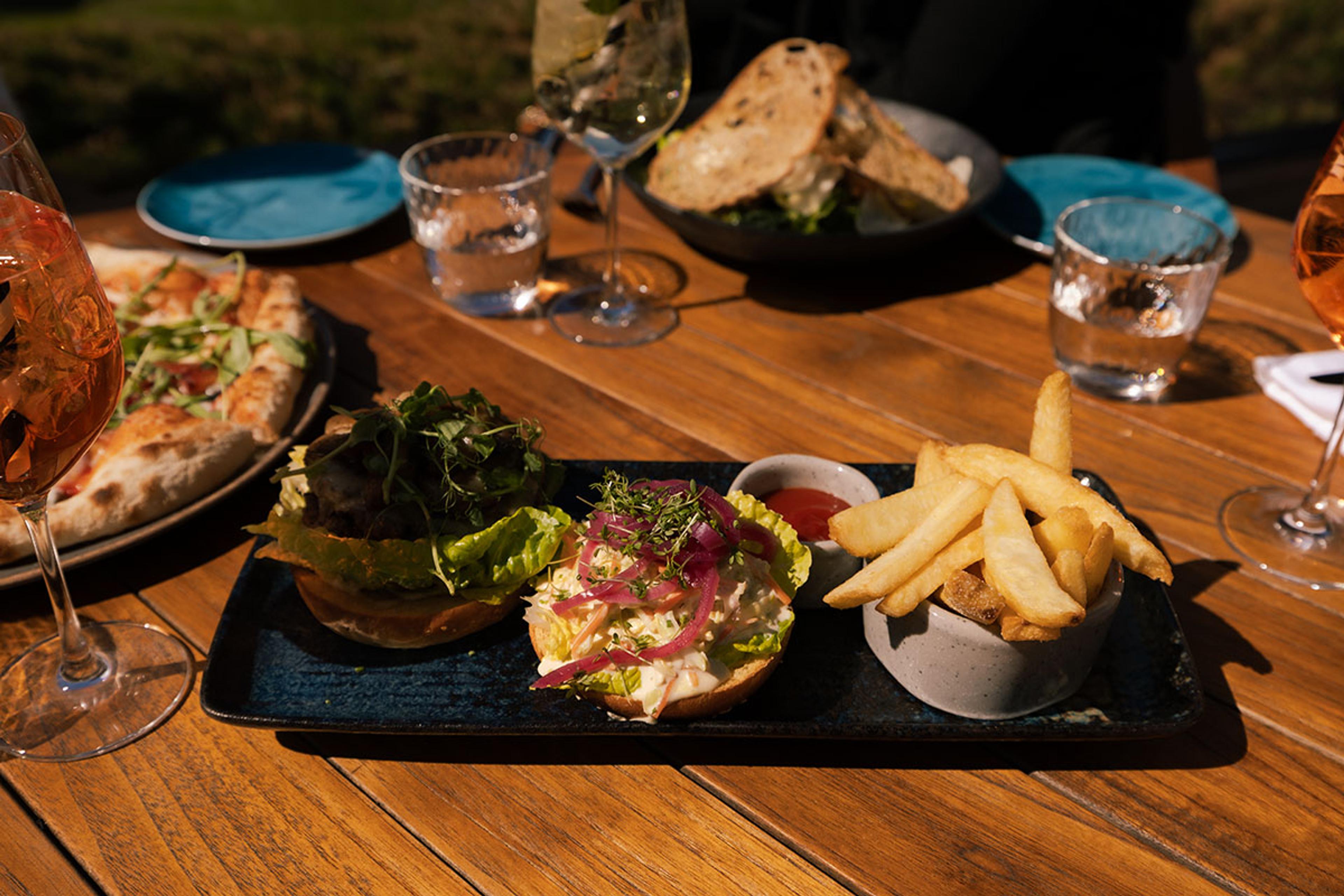 Burger out on the Queen’s Terrace